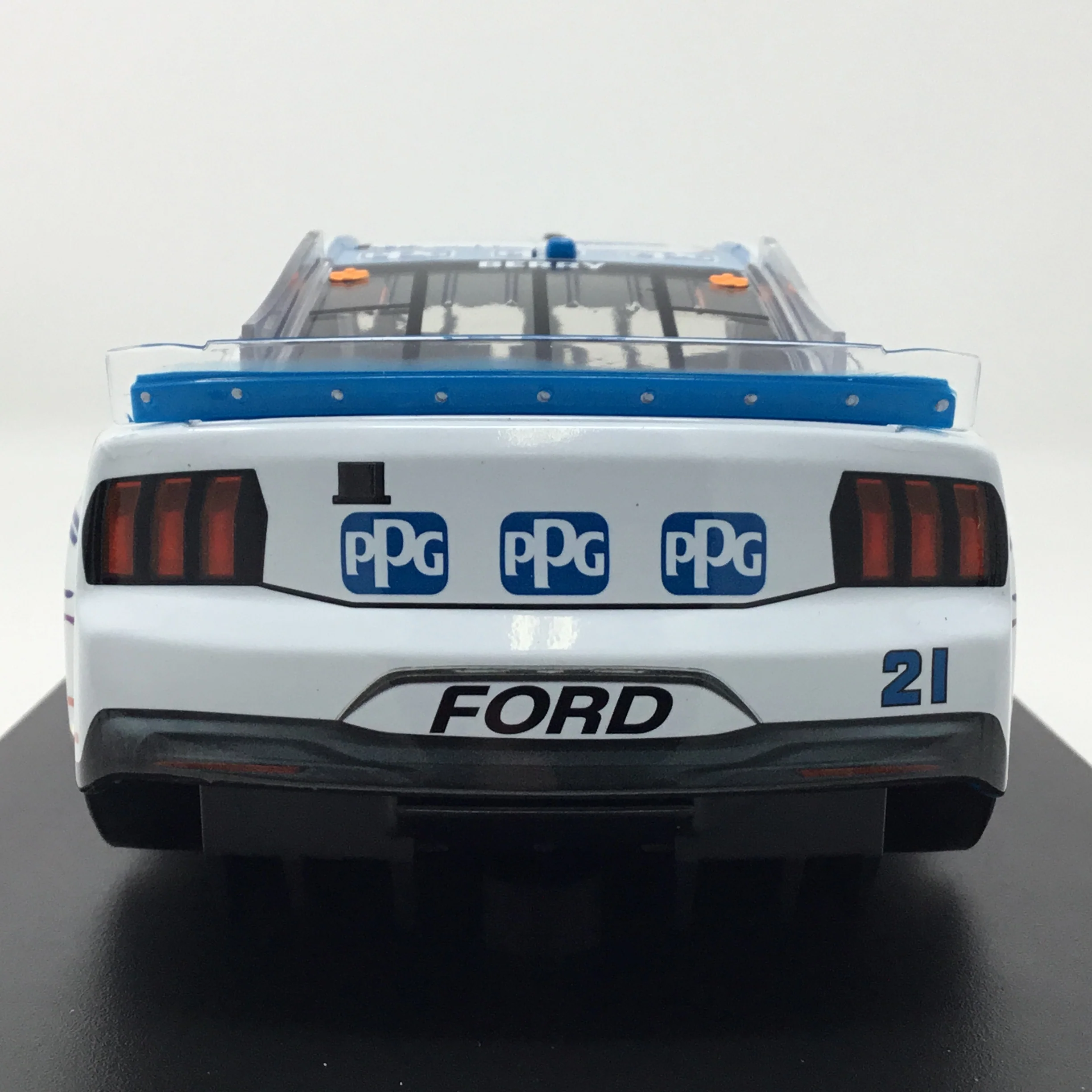 Josh Berry 2025 PPG 1:24 Diecast - Image 5