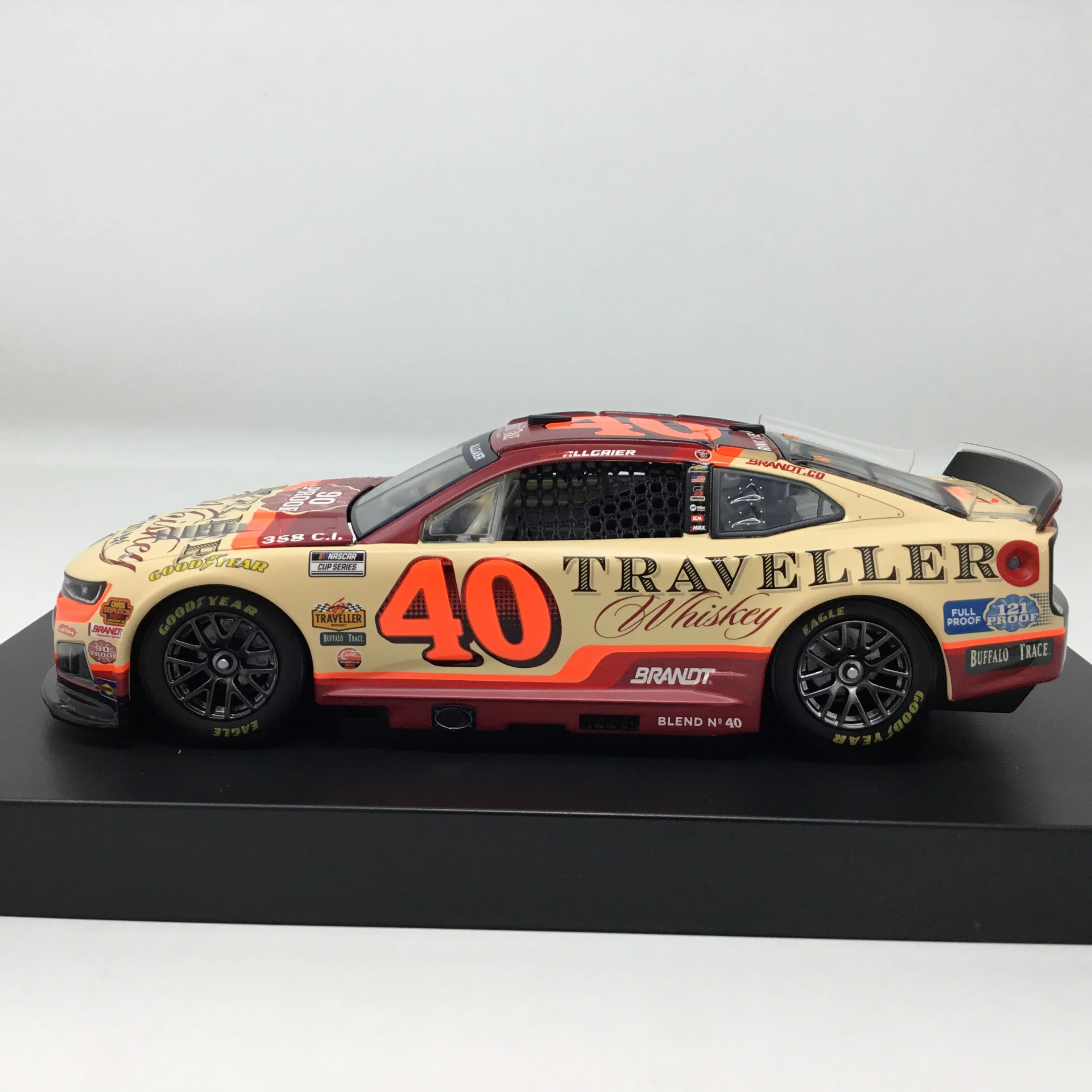 Justin Allgaier 2026 Traveller Whiskey 1:24 Diecast - Image 2