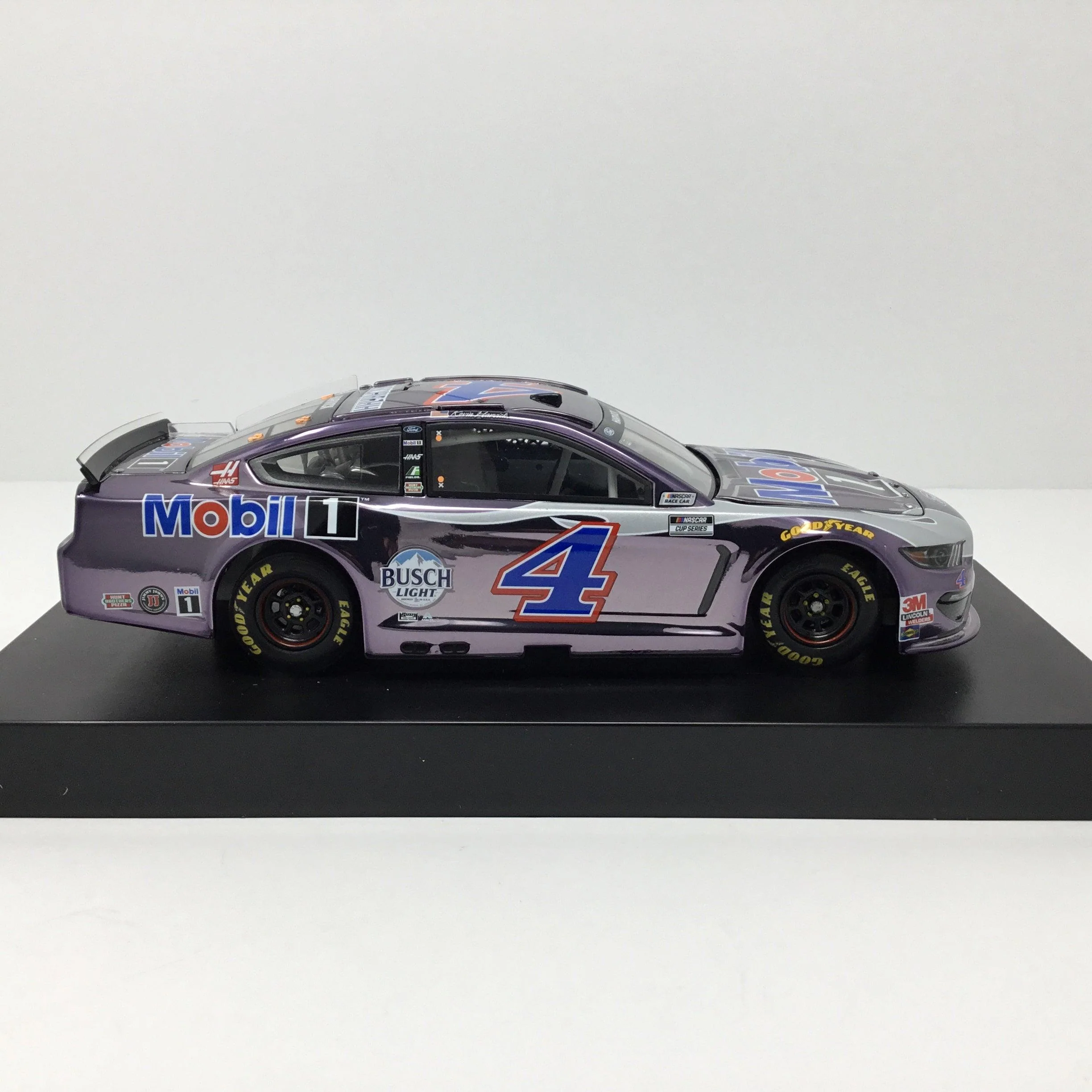 Kevin Harvick 2021 Mobil 1 Color Chrome 1:24 Diecast - Image 4
