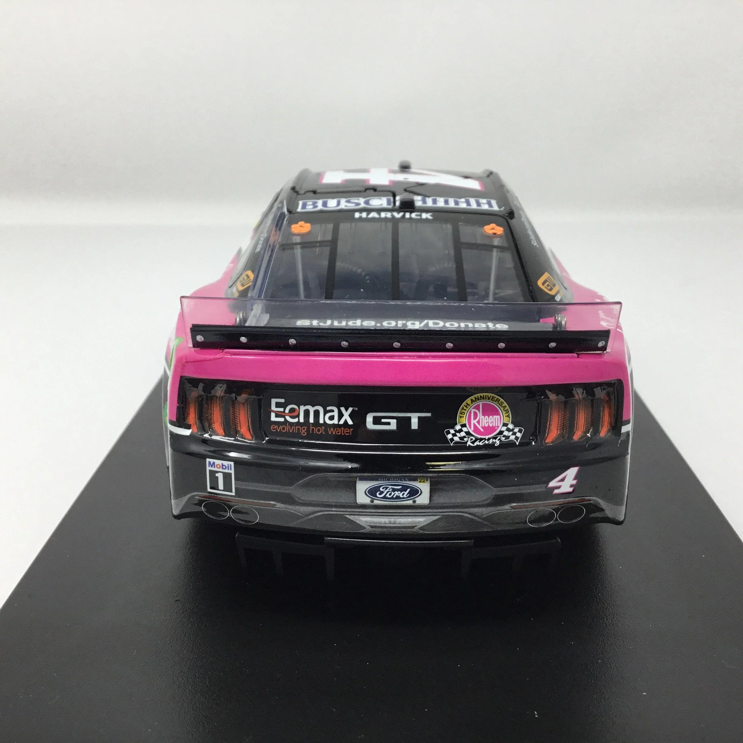 Kevin Harvick 2022 Rheem Chasing a Cure Elite 1:24 Diecast - Image 5