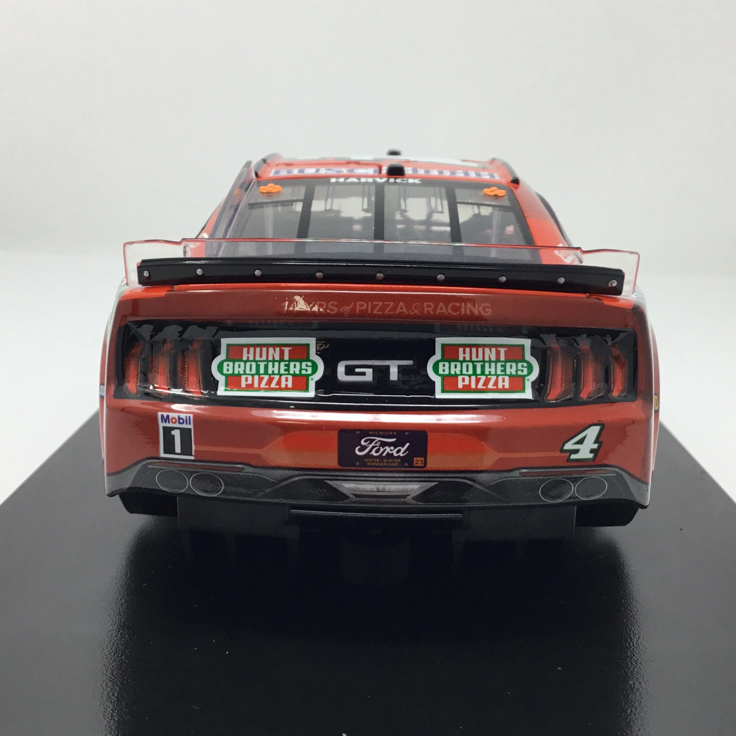 Kevin Harvick 2023 Hunt Brothers Pizza Red 1:24 Diecast - Image 5