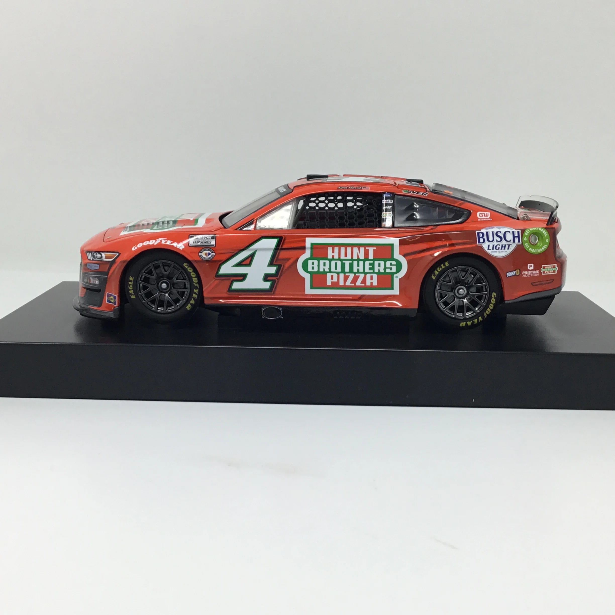 Kevin Harvick 2023 Hunt Brothers Pizza Red 1:24 Elite Diecast - Image 2