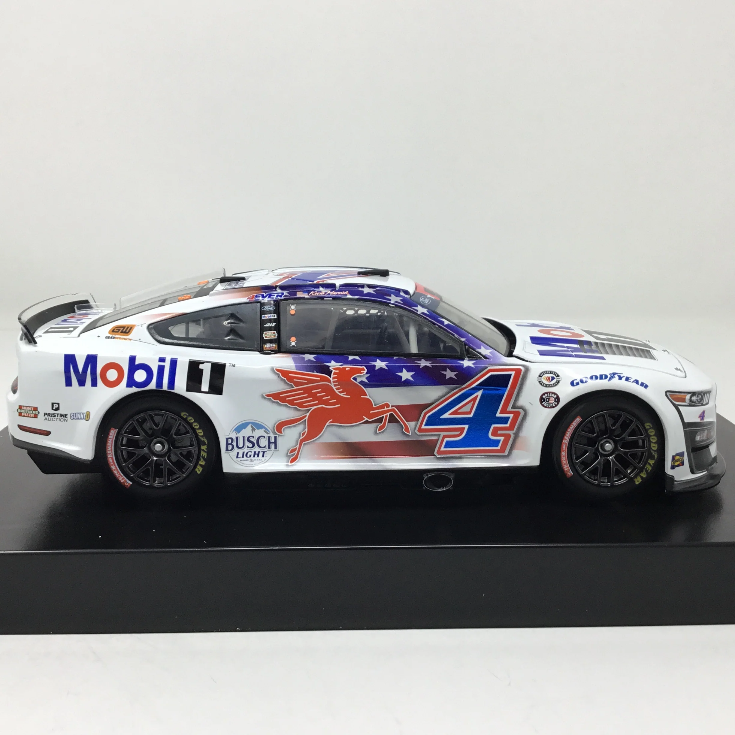Kevin Harvick 2023 Mobil 1 Salutes Foil Number 1:24 Diecast - Image 4