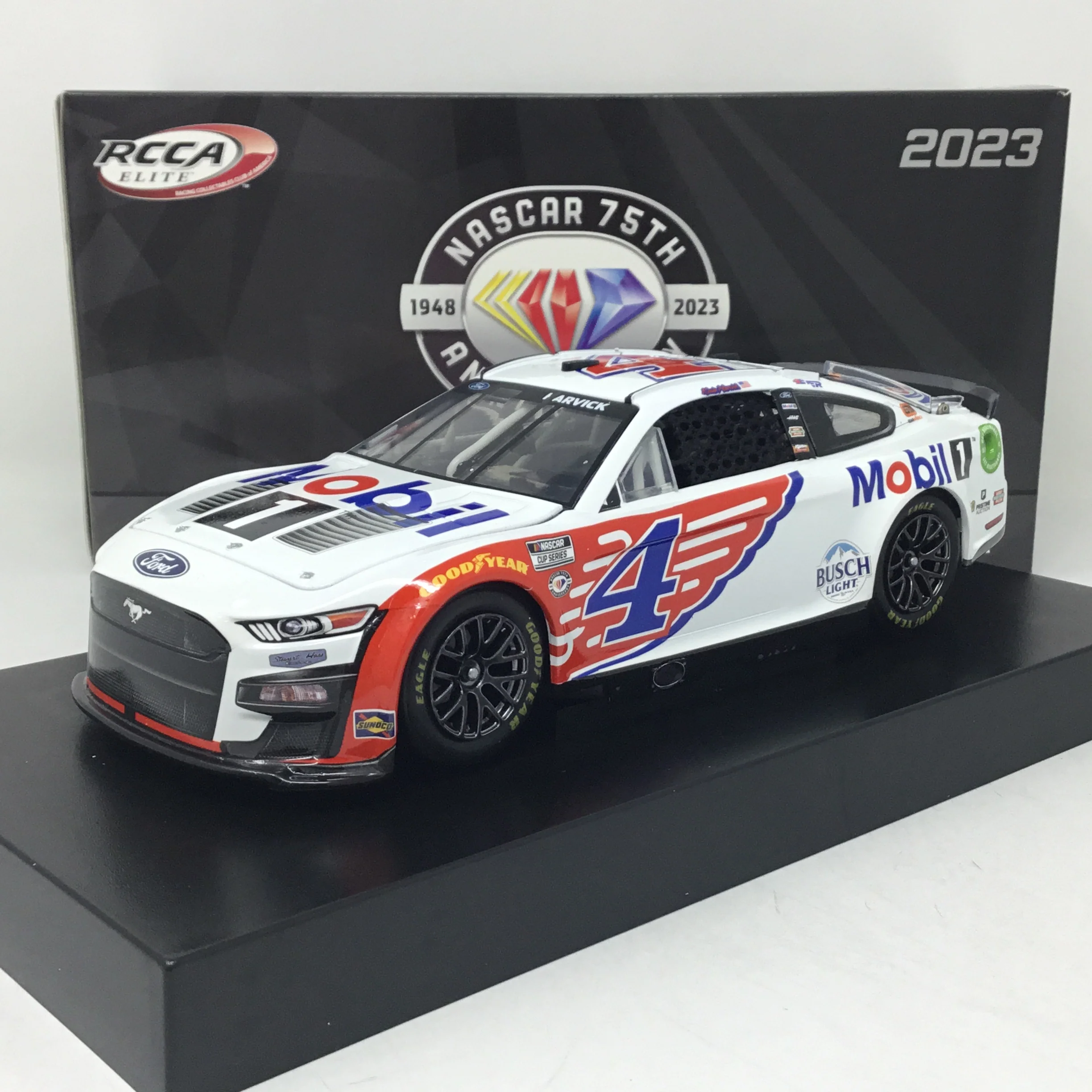 Kevin Harvick 2023 Mobil 1 Wings 1:24 Elite Diecast