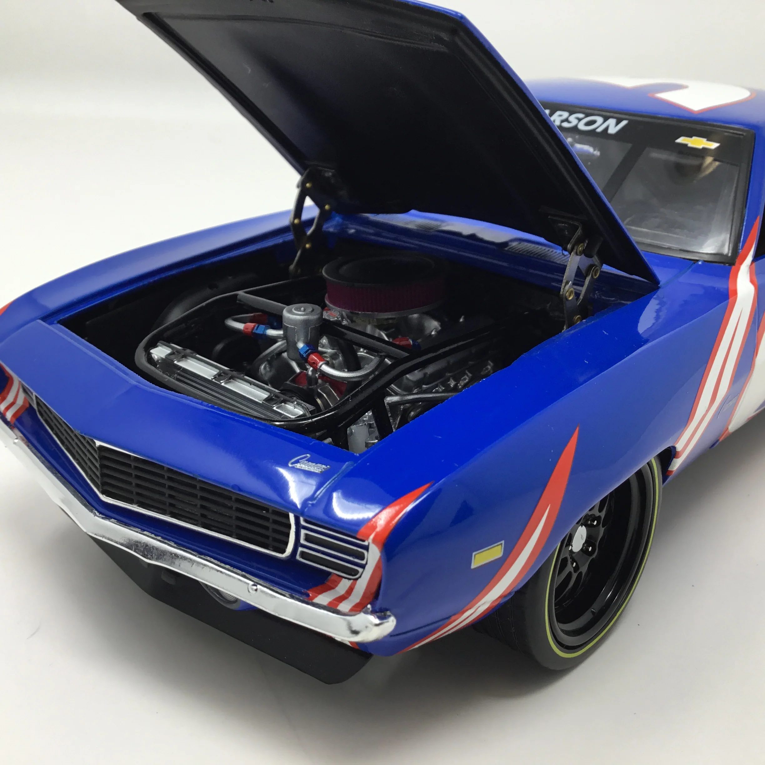Kyle Larson 1969 HendrickCars.com Chevrolet Camaro Hendrick Motorsports First Win Tribute 1:18 Diecast - Image 7