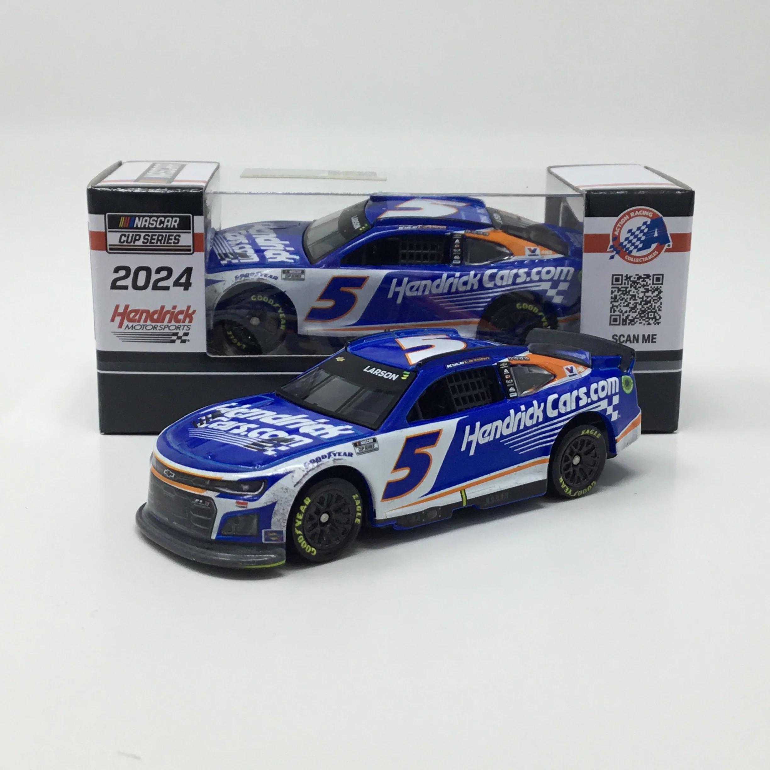Kyle Larson 2024 Hendrickcars.com Brickyard 400 Race Win 1:64 Diecast - Image 2