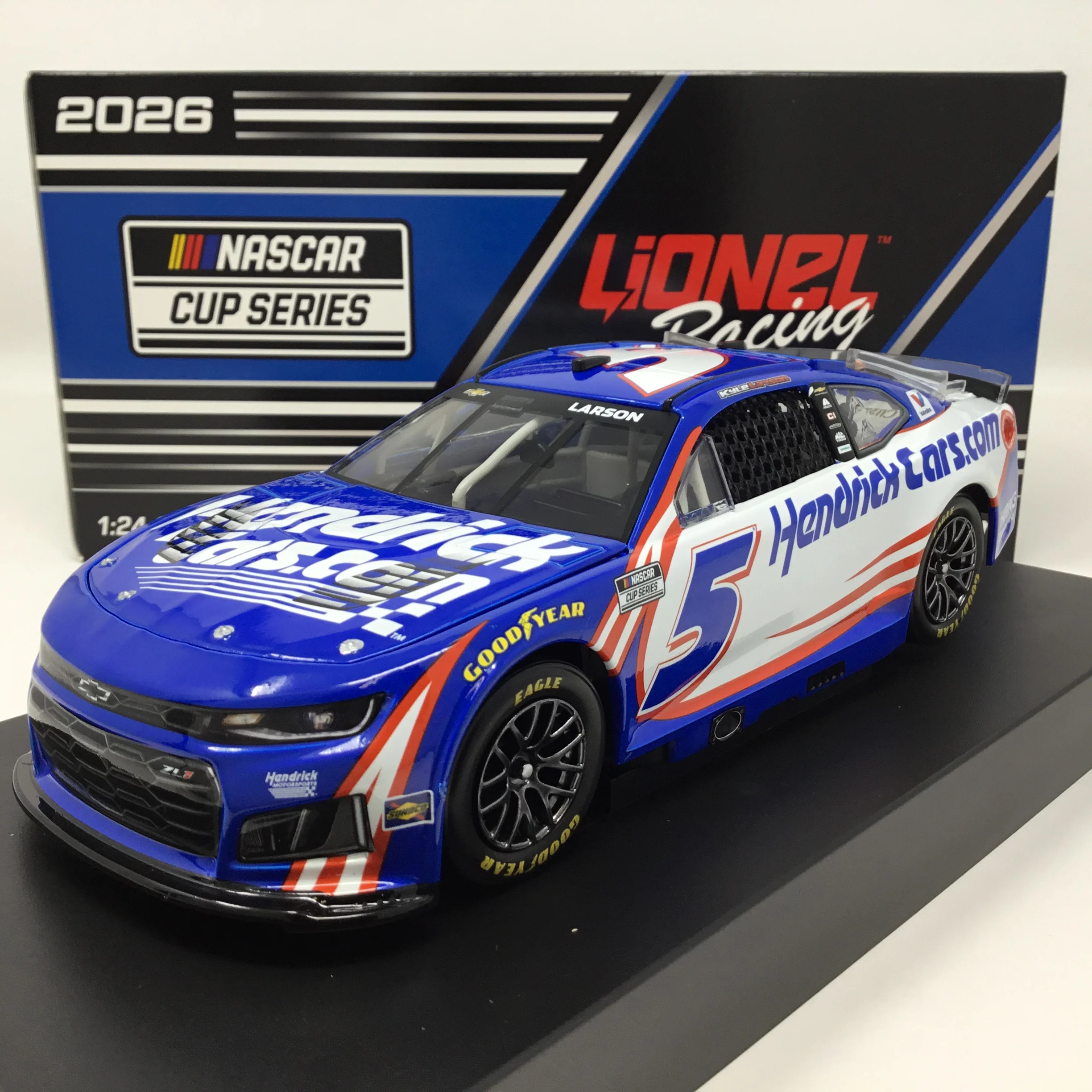 Kyle Larson 2026 Hendrickcars.com 1:24 Diecast
