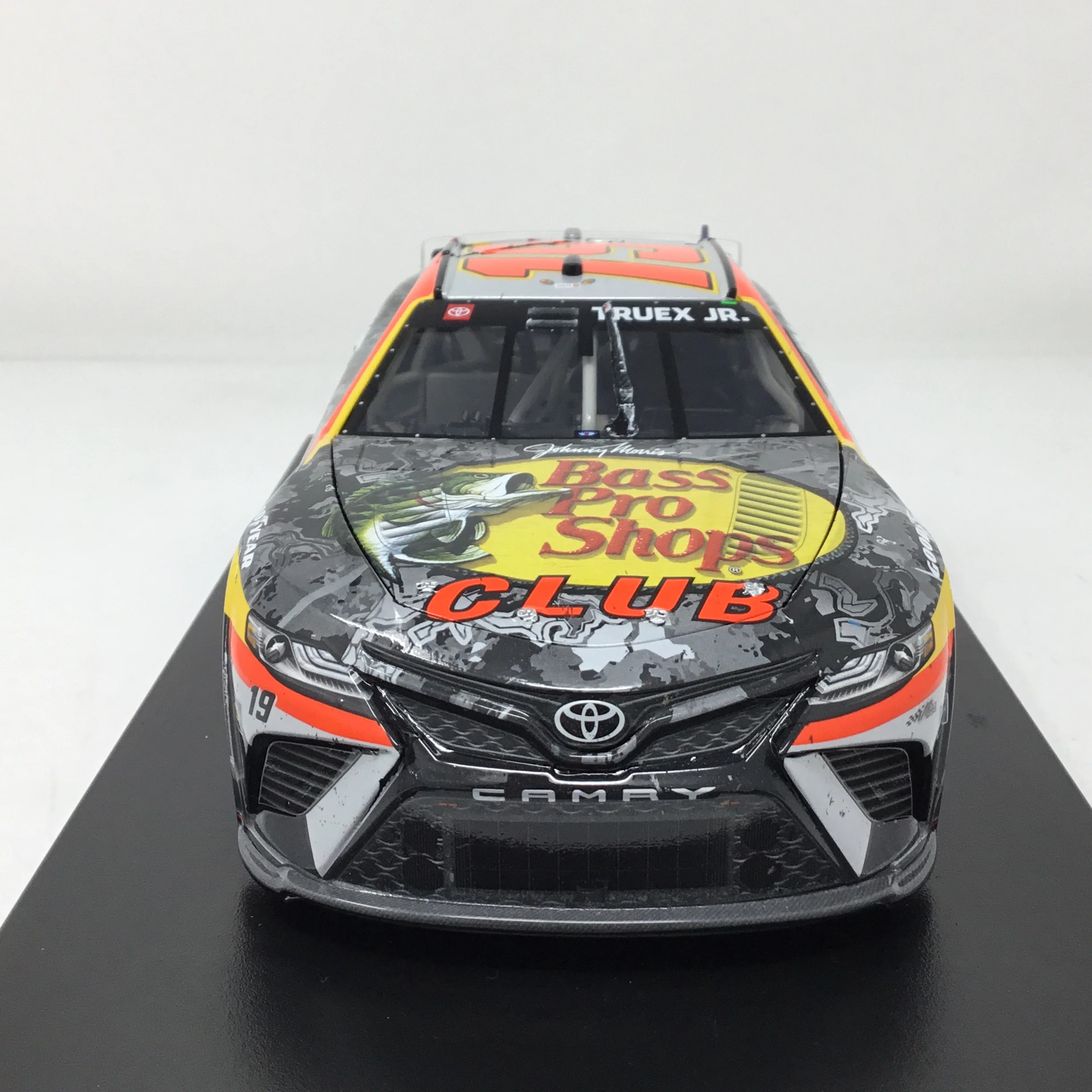 Martin Truex Jr. 2023 Bass Pro Shops Sonoma Race Win 1:24 Diecast - Image 4