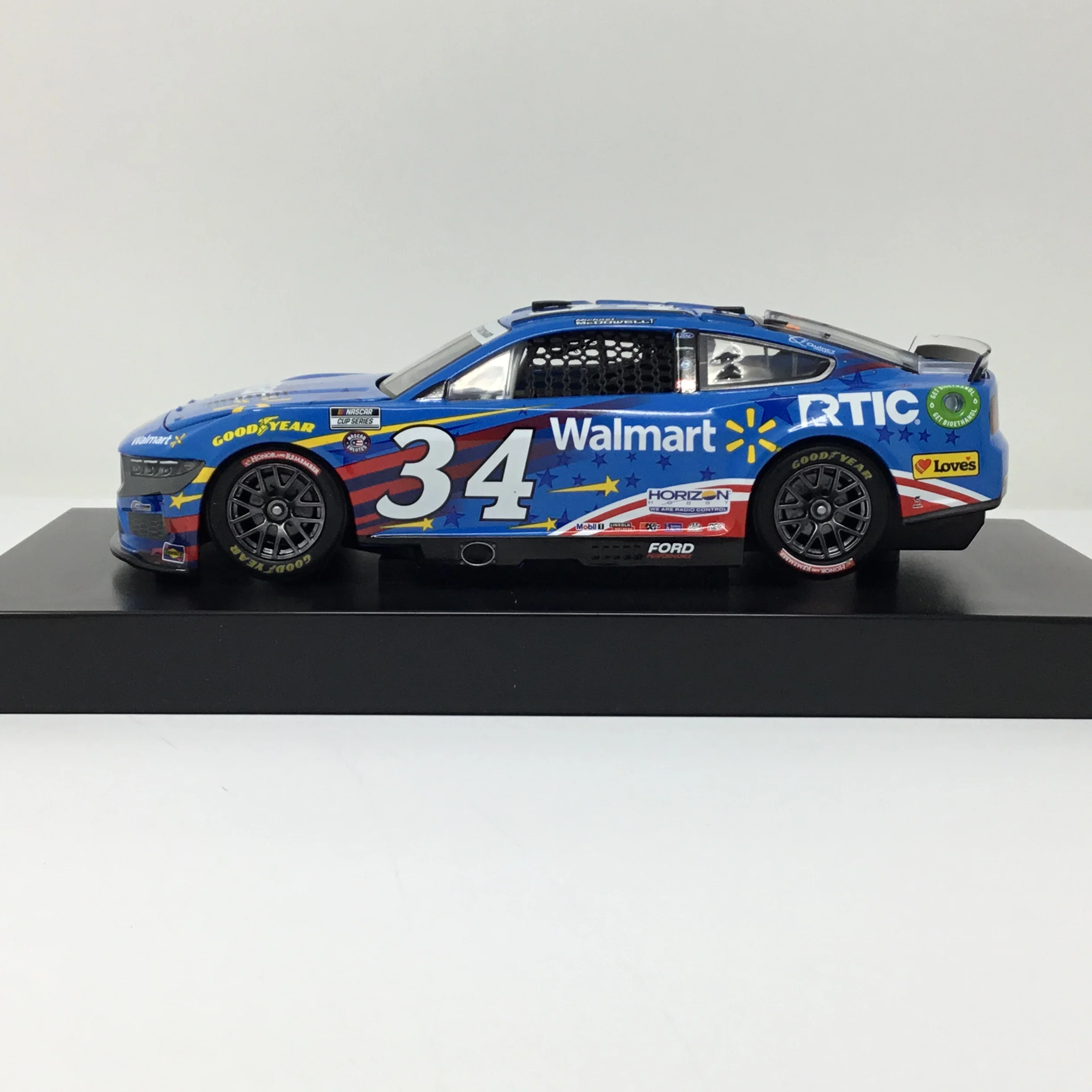 Michael McDowell 2024 Walmart + RTIC Coolers Salutes 1:24 Diecast - Image 2