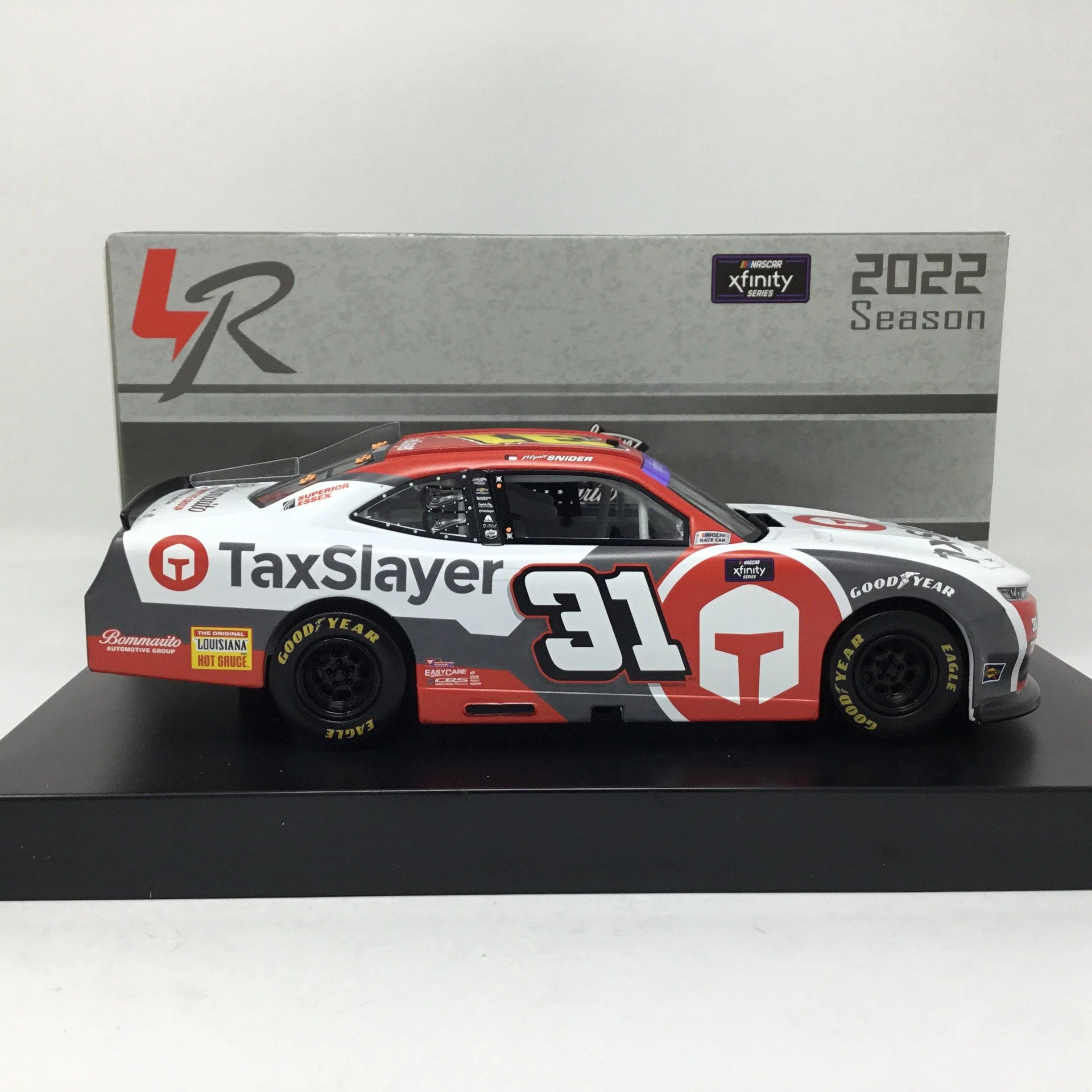 Myatt Snyder 2022 Taxslayer 1:24 Diecast - Image 4