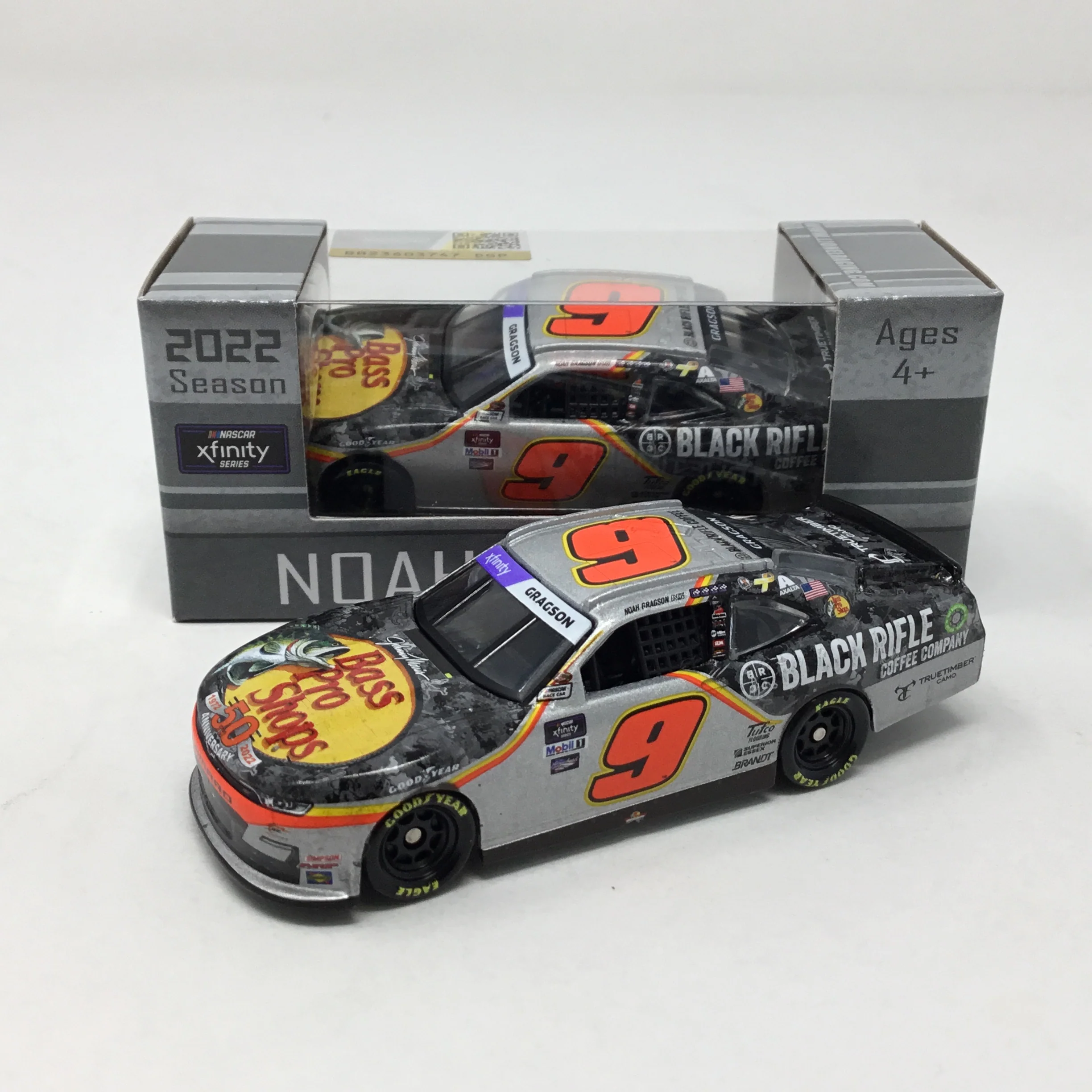 Noah Gragson 2022 Bass Pro Shops Kansas Race Win 1:64 Diecast - Image 2