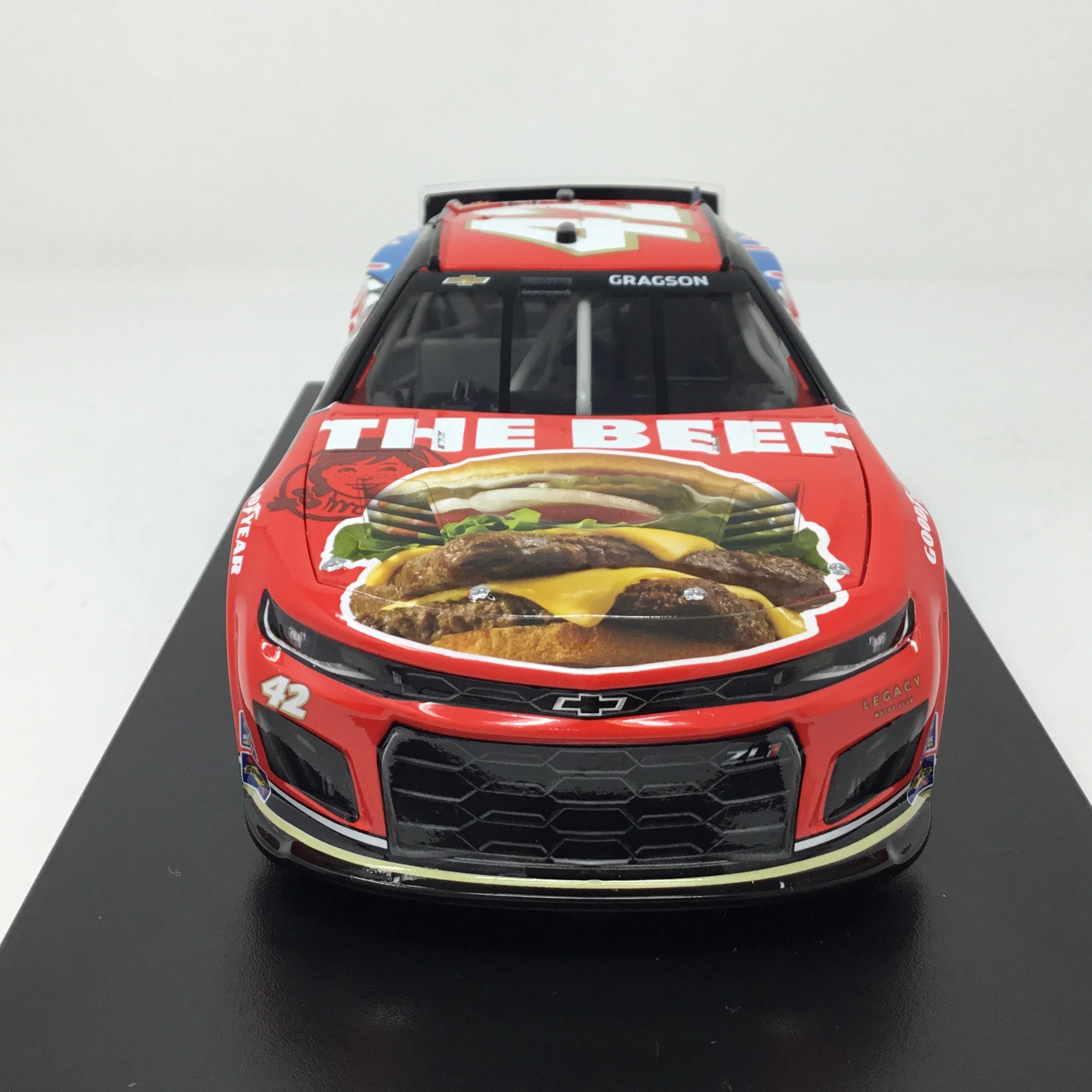 Noah Gragson 2023 Wendy's 1:24 Diecast - Image 3
