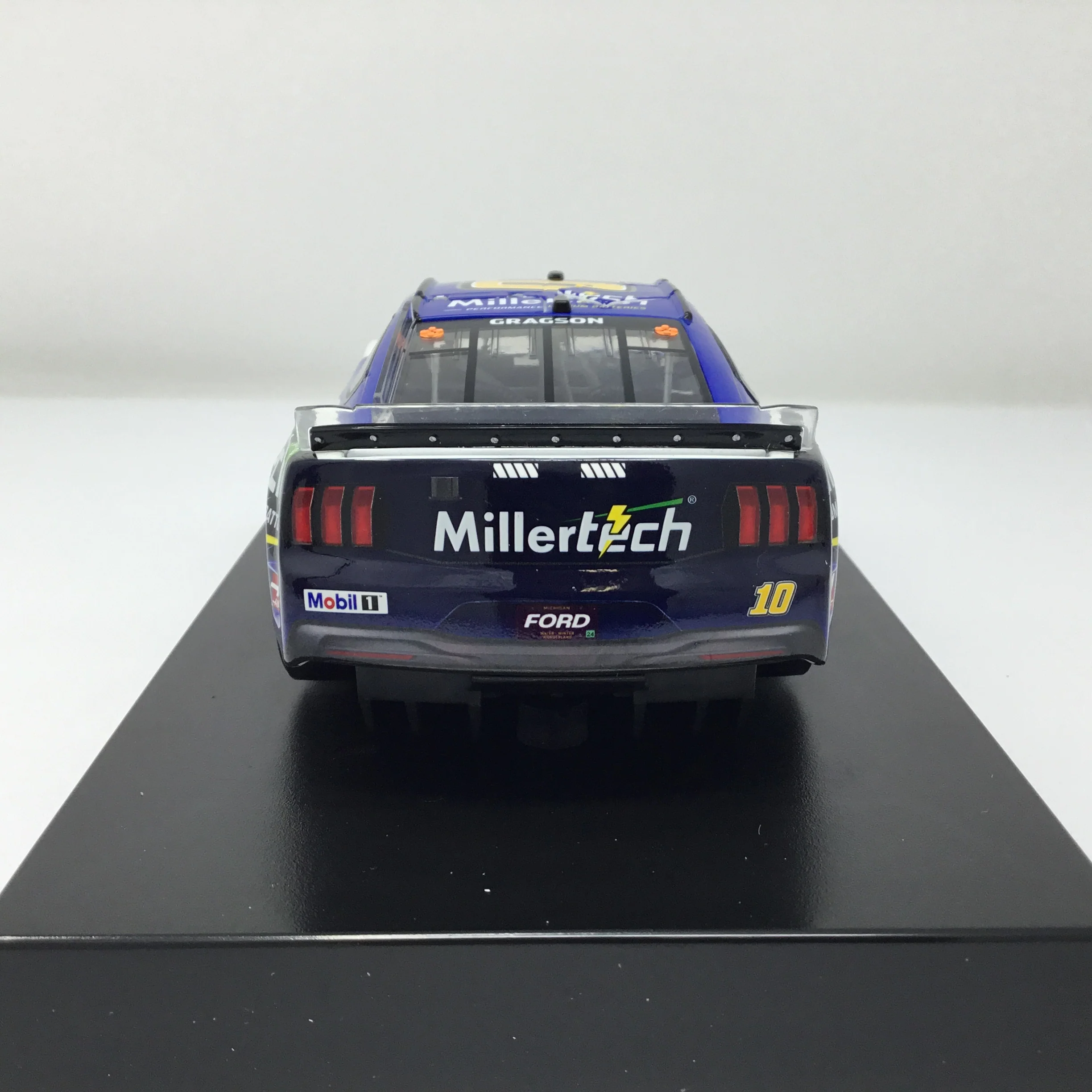 Noah Gragson 2024 MillerTech 1:24 Diecast - Image 5