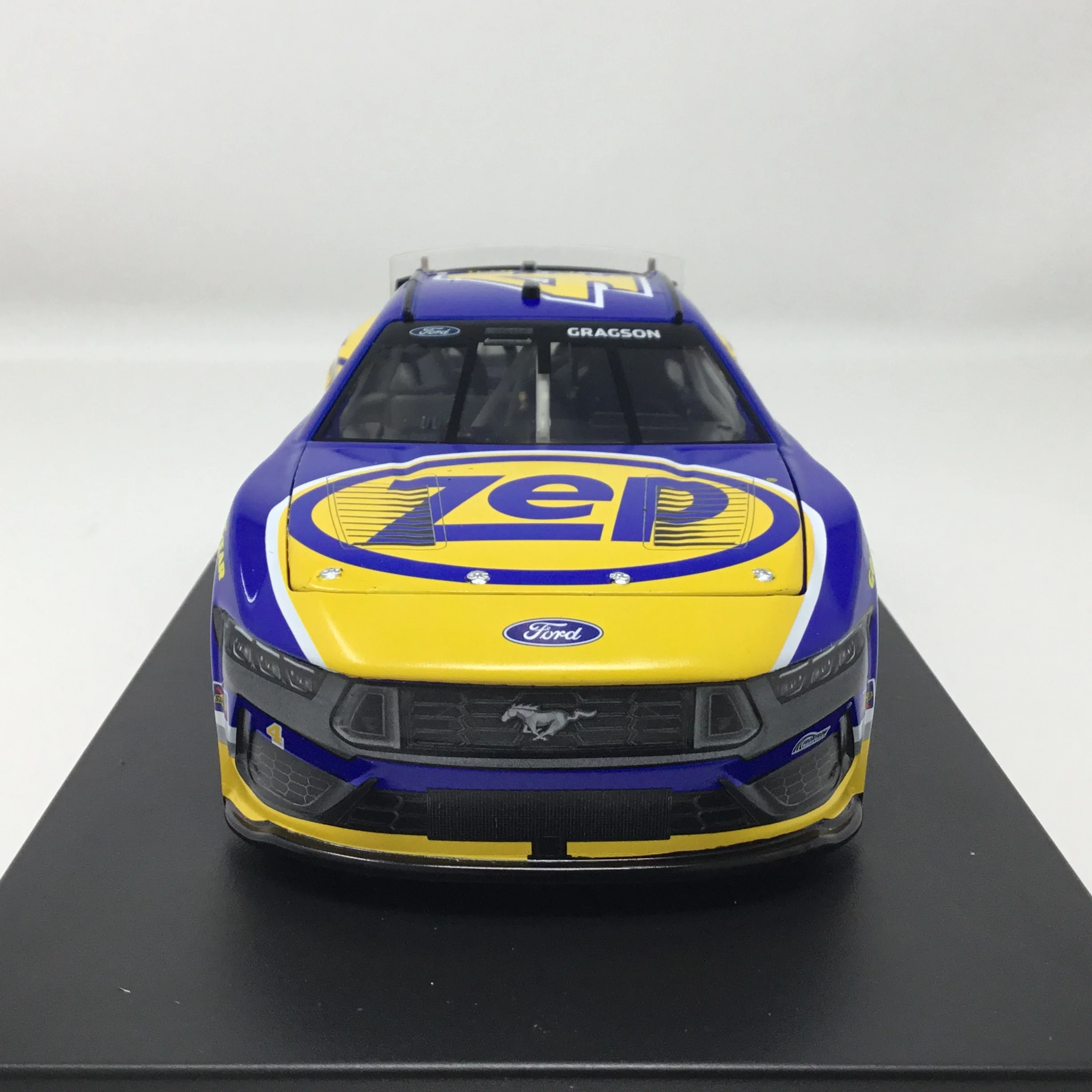 Noah Gragson 2025 Zep Foil Number Elite 1:24 Diecast - Image 3