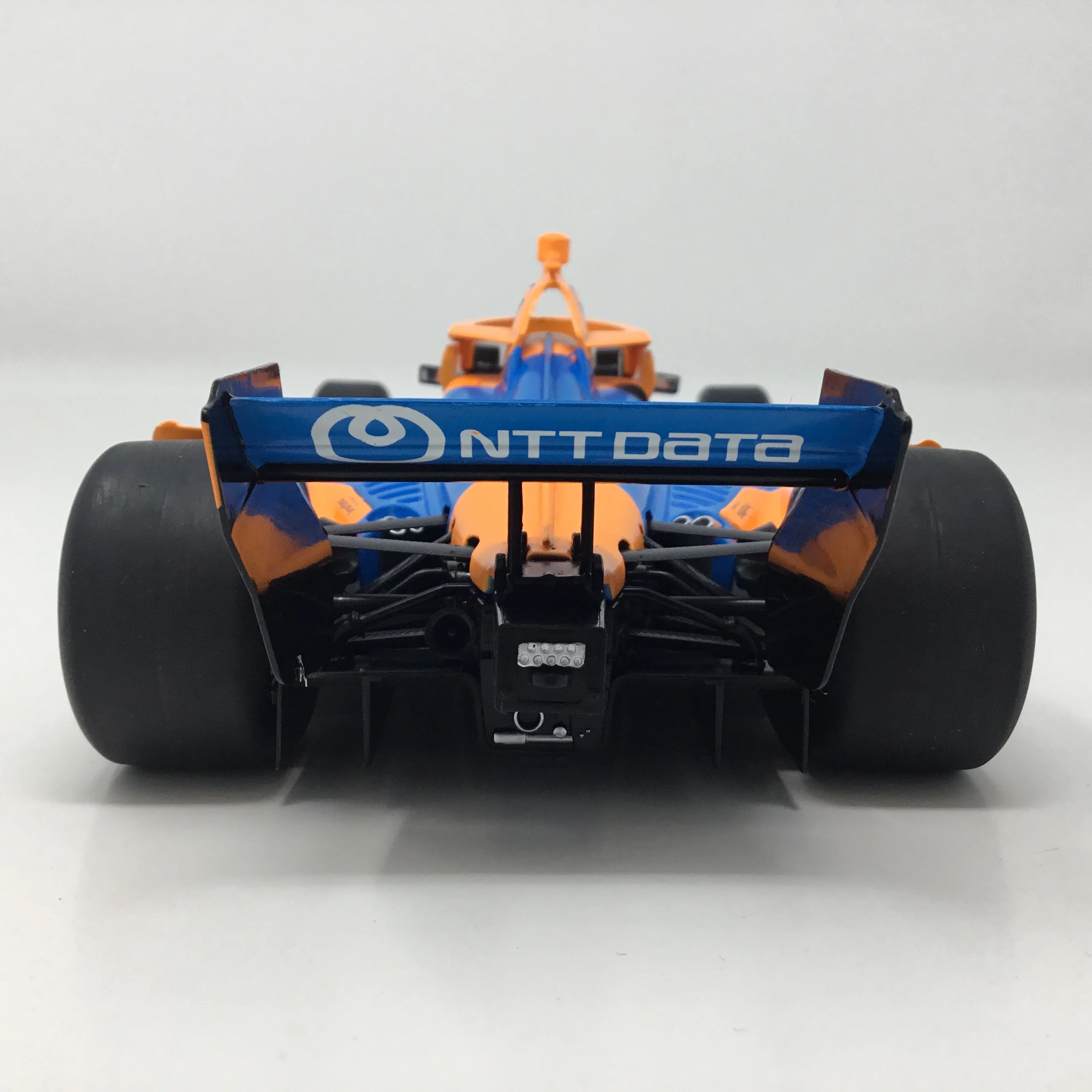 Nolan Siegel 2026 NTT Data / Arrow McLaren 1:18 Diecast - Image 5