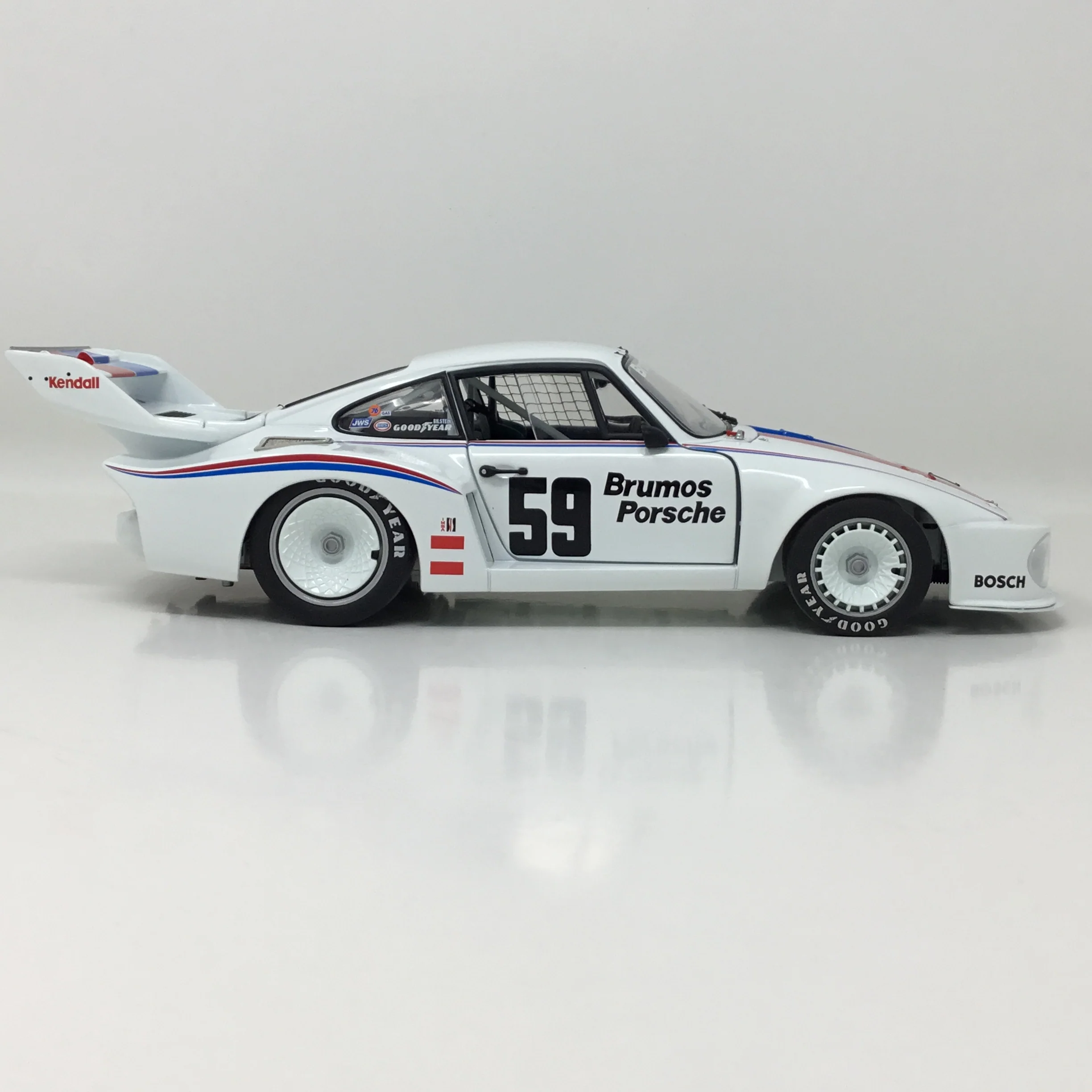 Peter Gregg 1979 Carousel 1 Brumos Racing #59 IMSA GT Champion 1:18 Diecast #5101 - Image 5