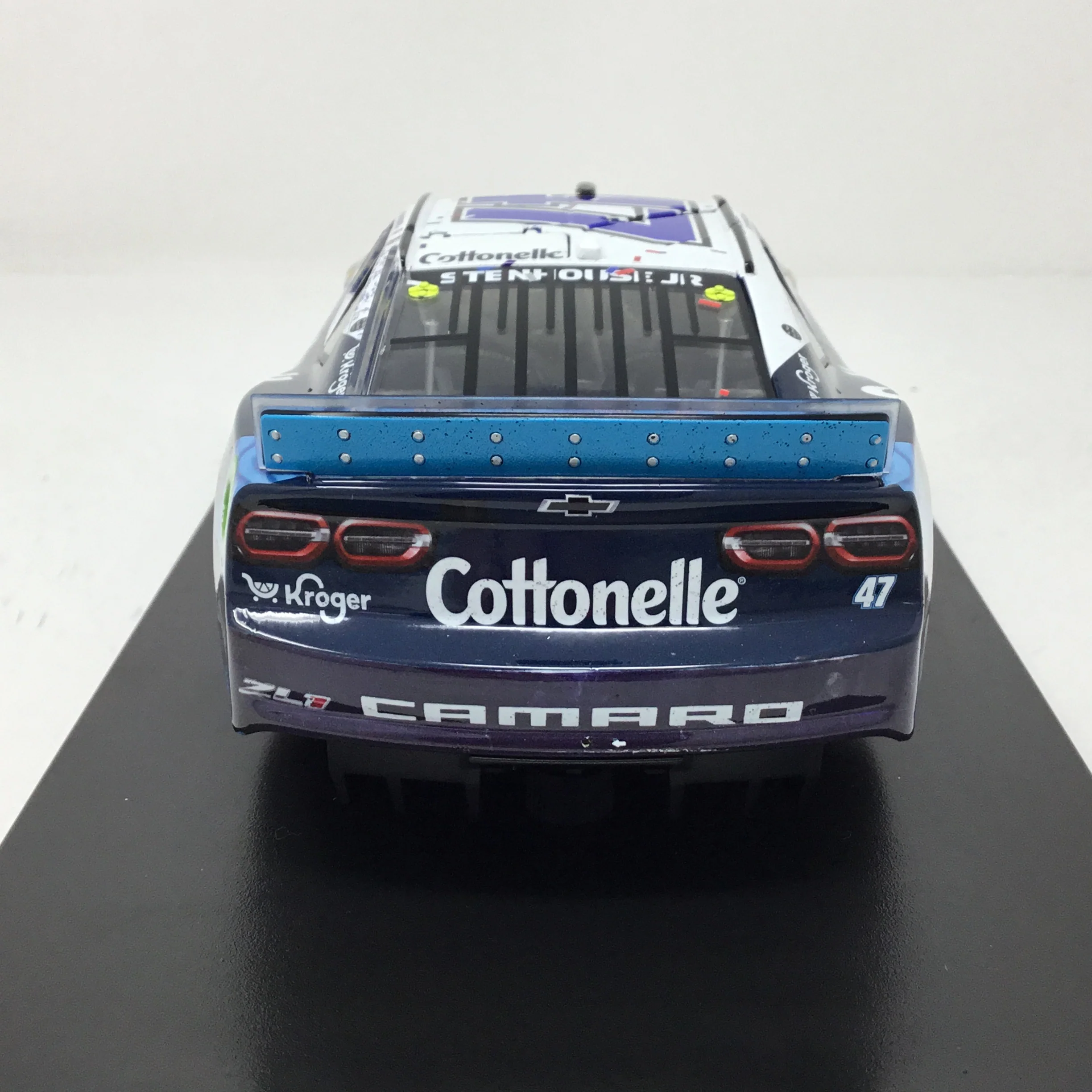 Ricky Stenhouse Jr. 2023 Kroger/Cottonelle Daytona 500 Win 1:24 Color Chrome Diecast - Image 5