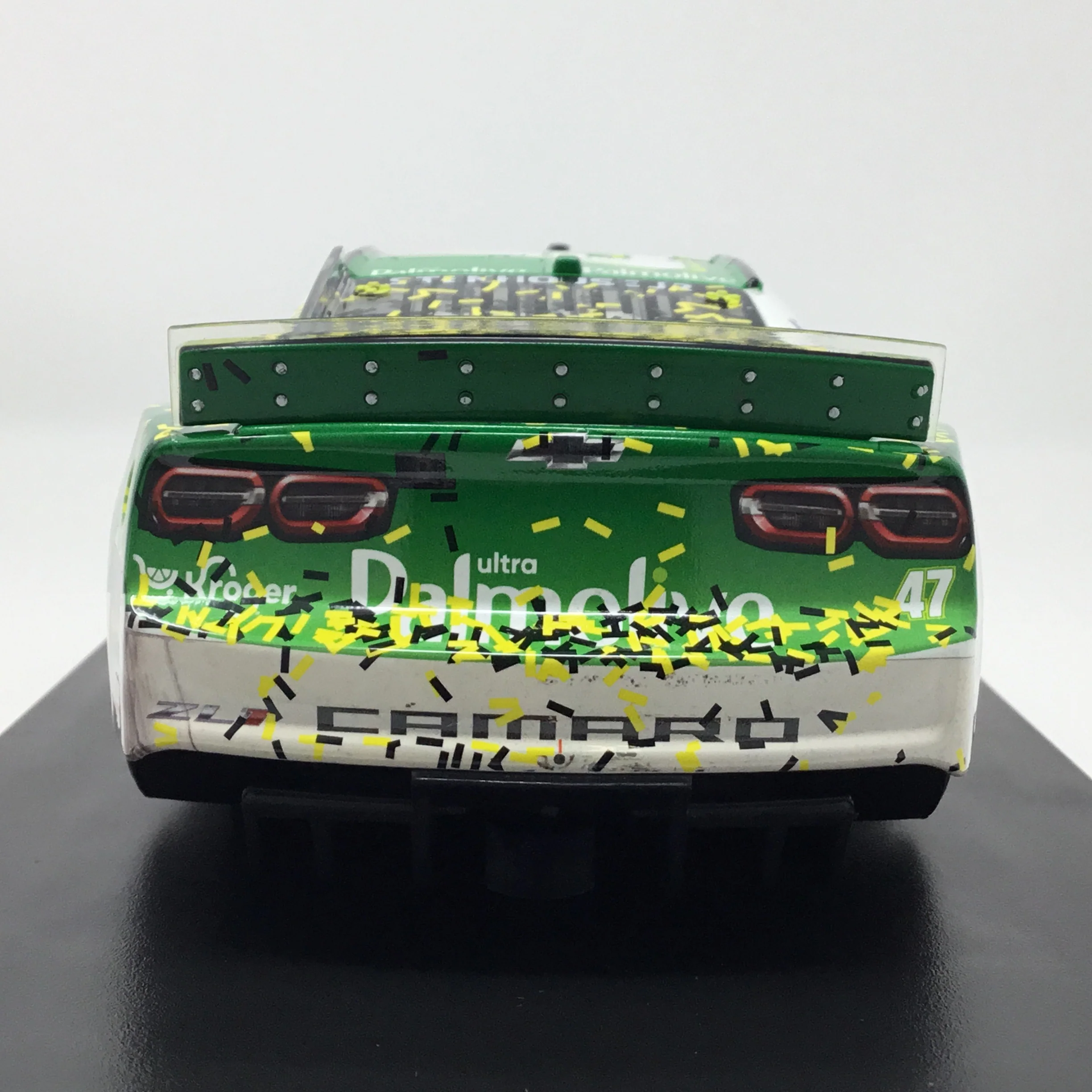 Ricky Stenhouse Jr. 2024 Kroger Health / Palmolive Talladega Race Win 1:24 Elite Diecast - Image 6