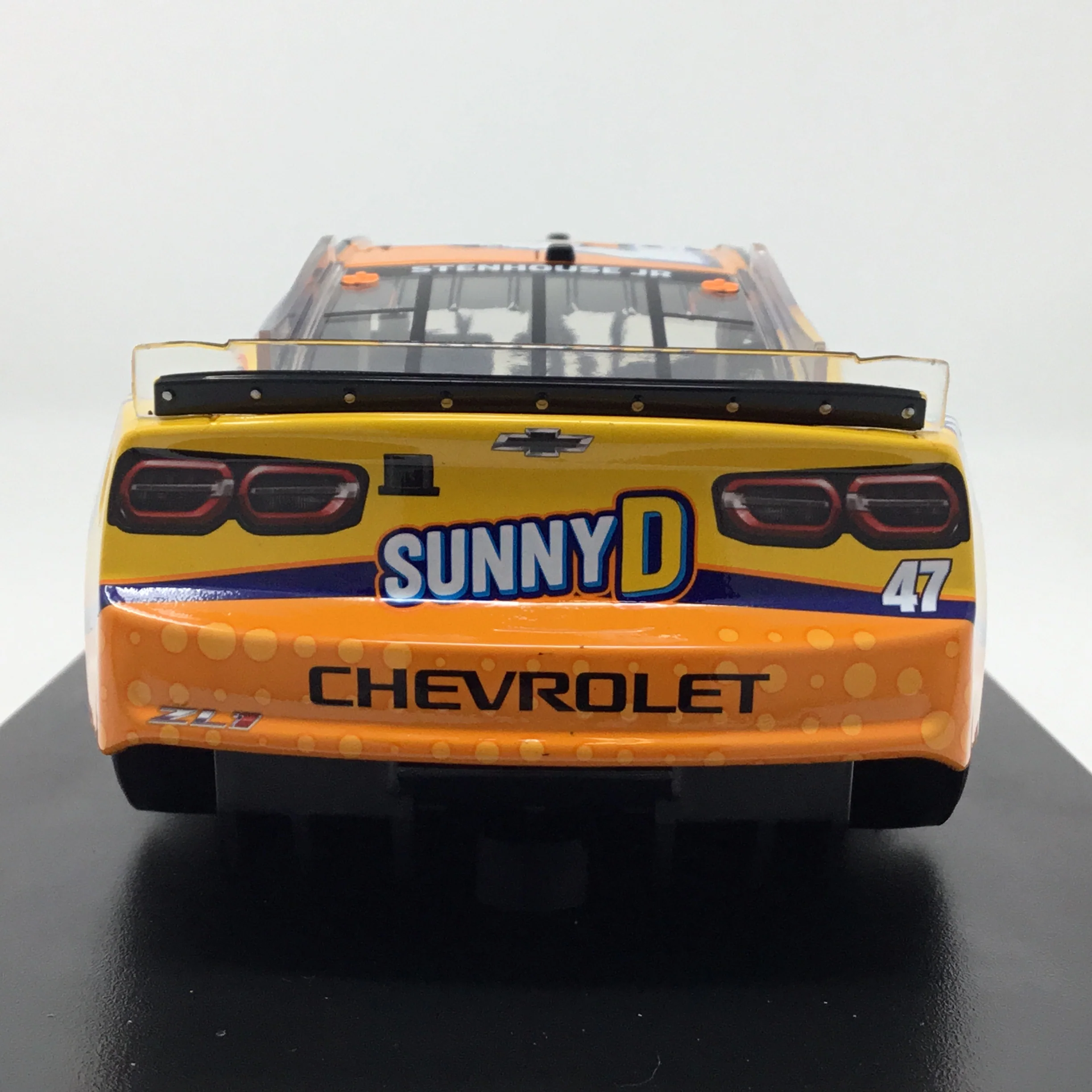Ricky Stenhouse Jr. 2025 SunnyD 1:24 Diecast - Image 5