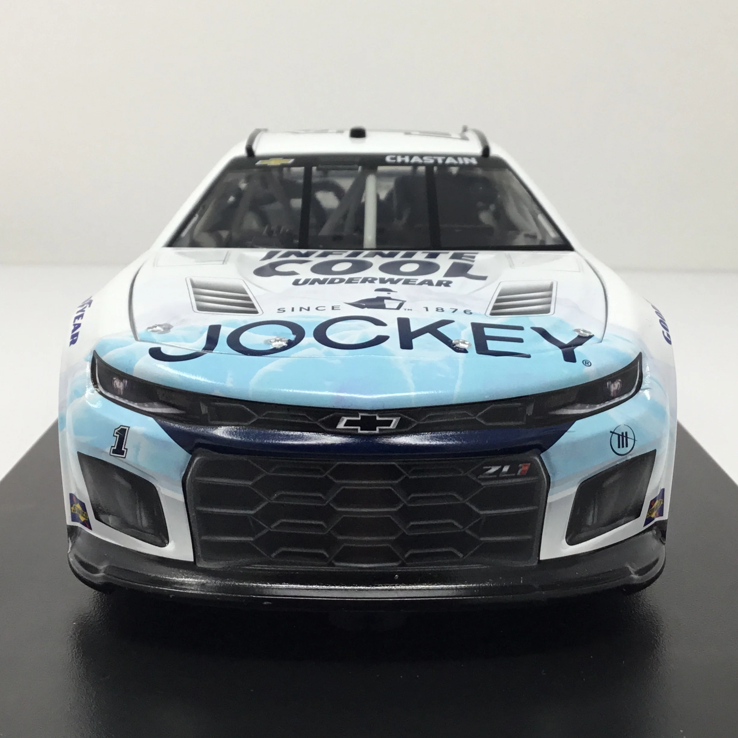 Ross Chastain 2024 Jockey Infinite Cool Foil Number 1:24 Elite Diecast - Image 3