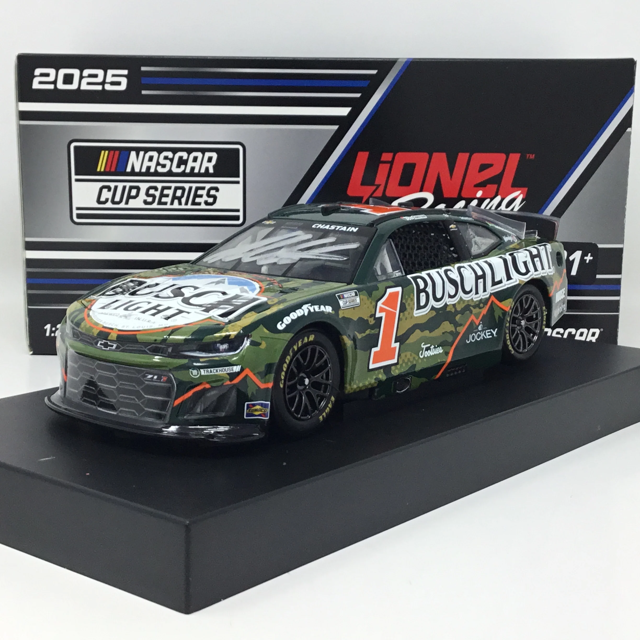 Ross Chastain 2025 Busch Light Camo Autographed 1:24 Diecast