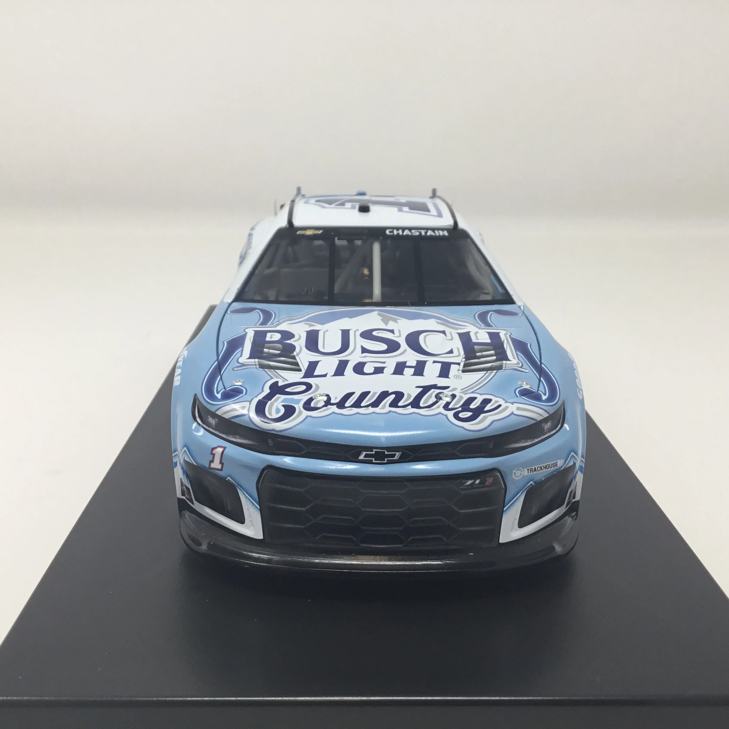 Ross Chastain 2025 Busch Light Country Foil Number 1:24 Diecast - Image 3