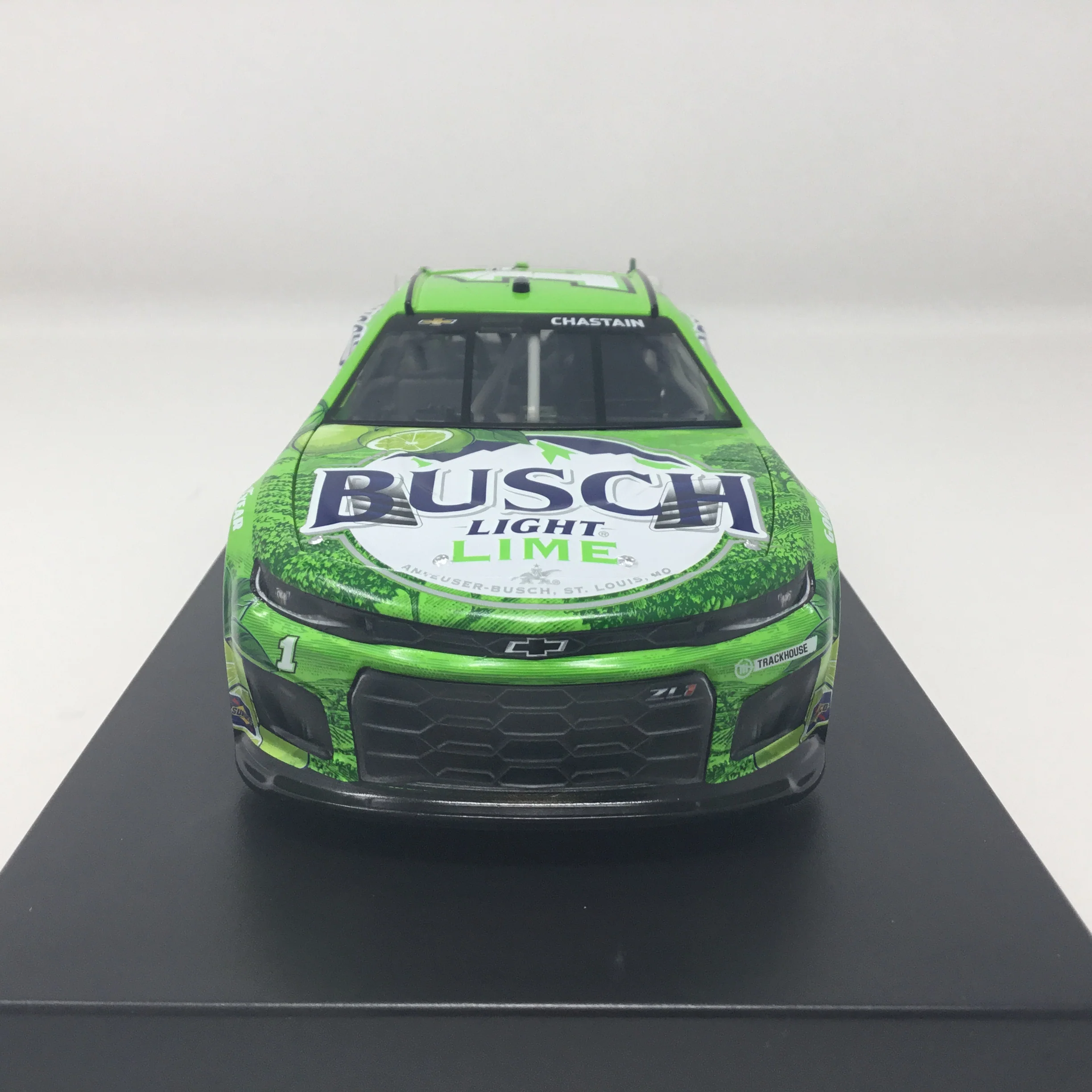 Ross Chastain 2025 Busch Light Lime Elite 1:24 Diecast - Image 3