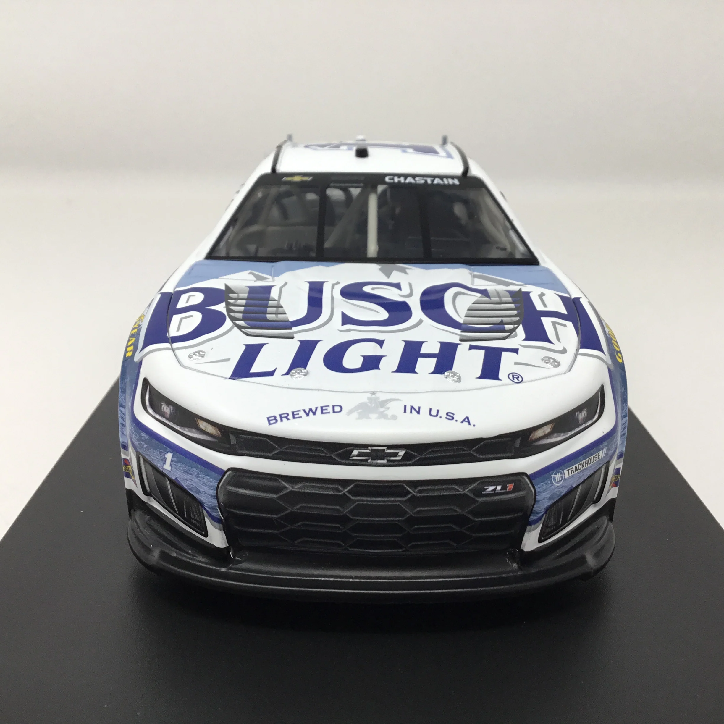 Ross Chastain 2026 Busch Light Foil Number Elite 1:24 Diecast - Image 3
