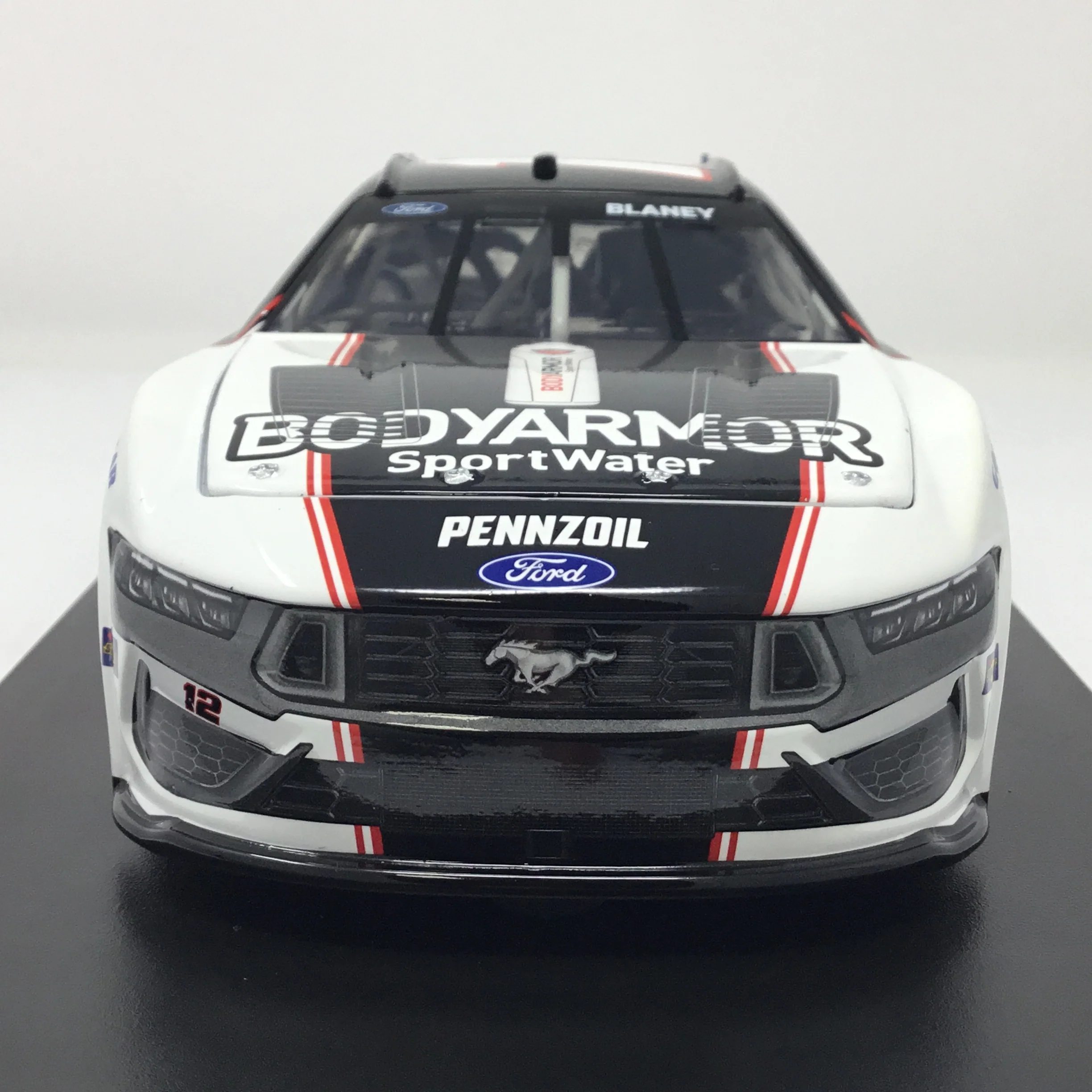Ryan Blaney 2024 BodyArmor Sport Water 1:24 Elite Diecast - Image 3