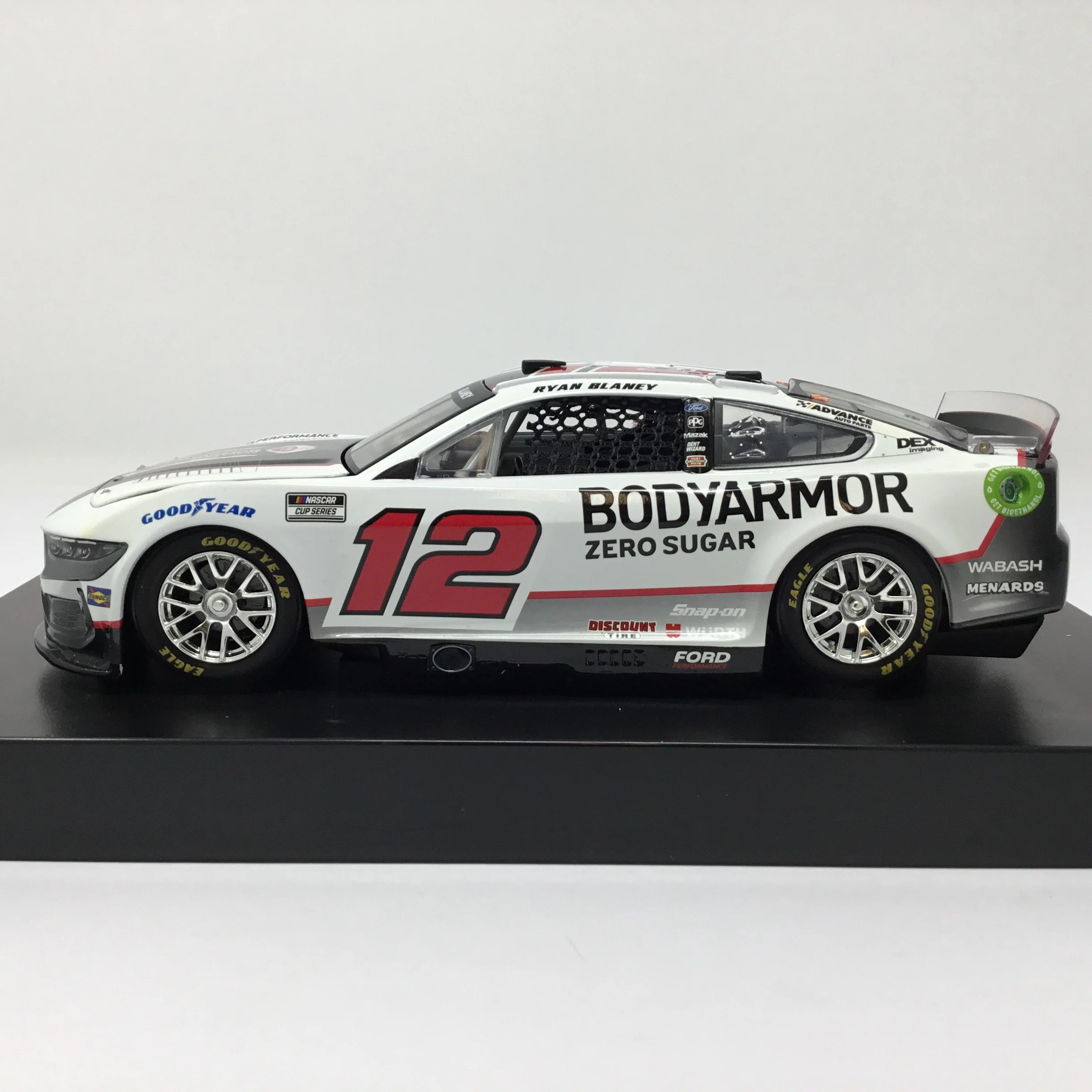 Ryan Blaney 2024 BodyArmor Zero Sugar Elite 1:24 Diecast - Image 2