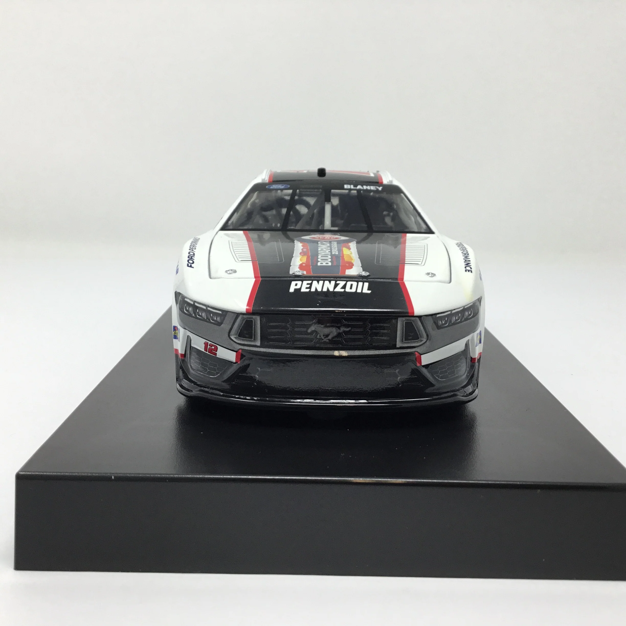 Ryan Blaney 2024 BodyArmor Zero Sugar Elite 1:24 Diecast - Image 3