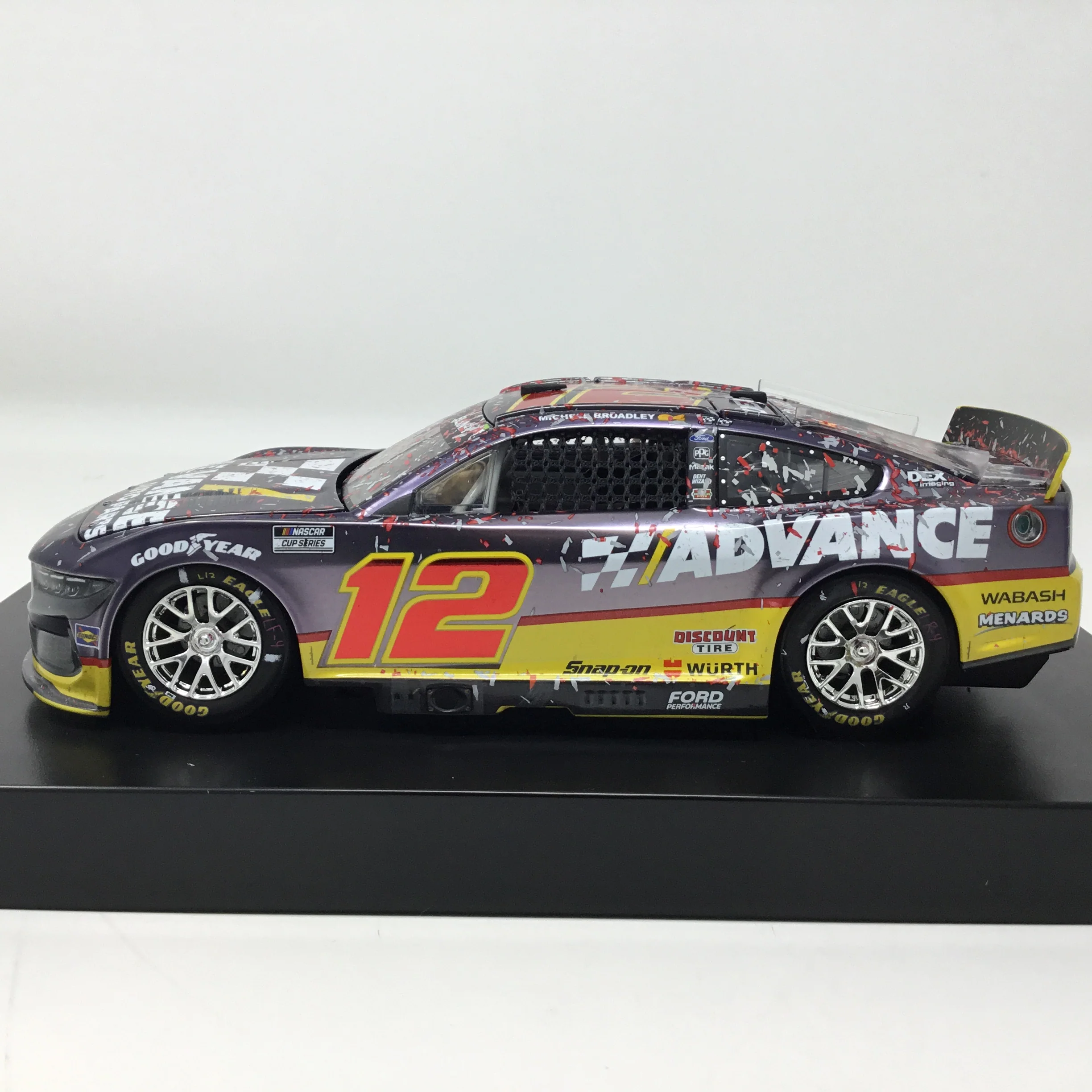 Ryan Blaney 2025 Advance Auto Parts Daytona Race Win Foil Number Color Chrome 1:24 Diecast - Image 2