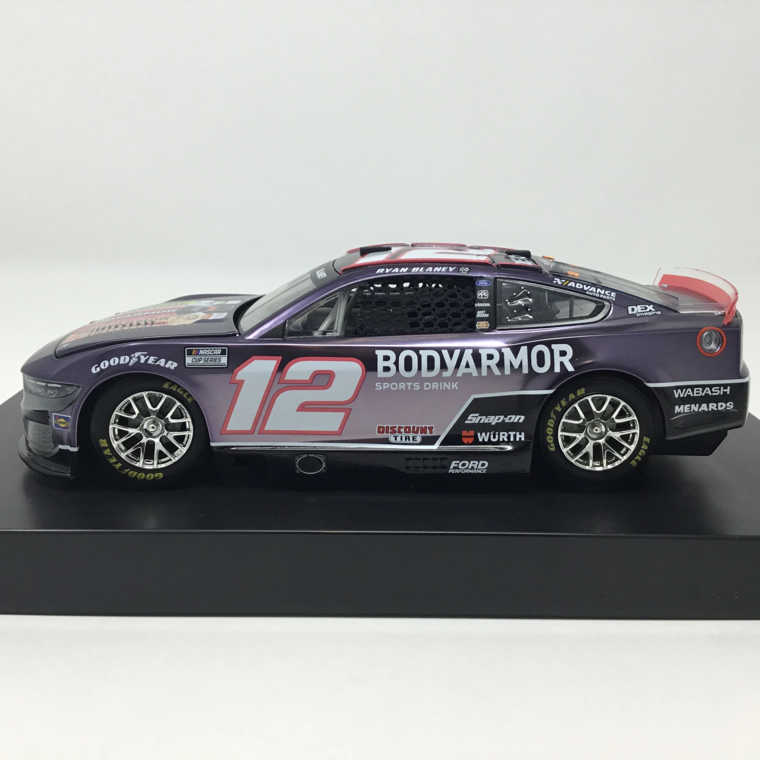 Ryan Blaney 2025 BodyArmor Black Color Chrome 1:24 Diecast - Image 2