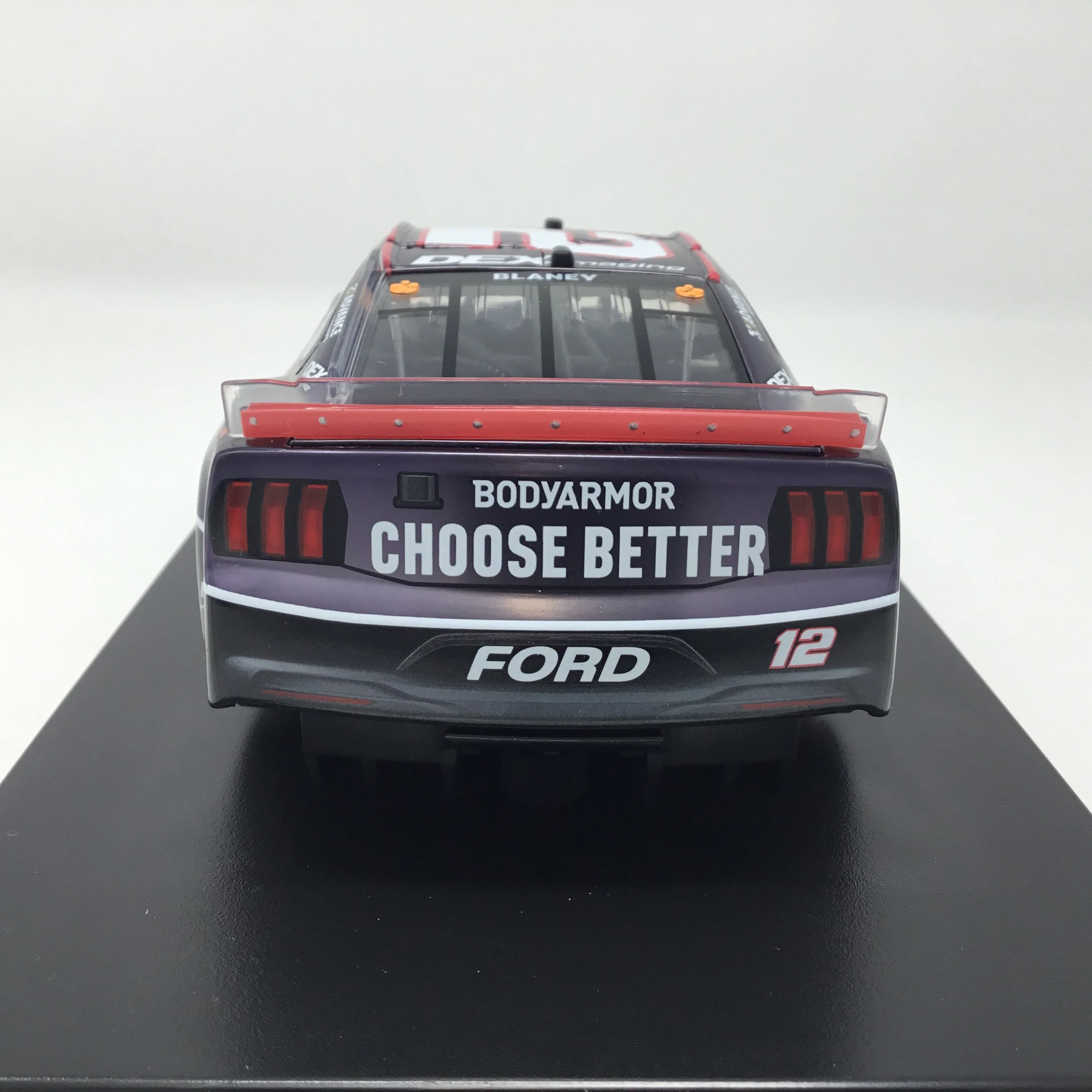 Ryan Blaney 2025 BodyArmor Black Color Chrome 1:24 Diecast - Image 5