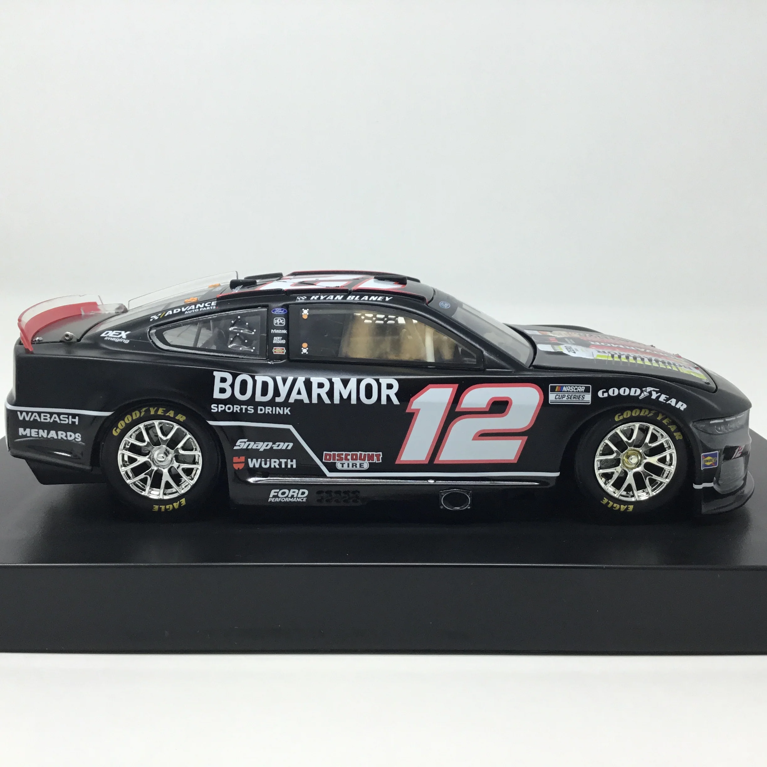 Ryan Blaney 2025 BodyArmor Black Elite 1:24 Diecast - Image 4