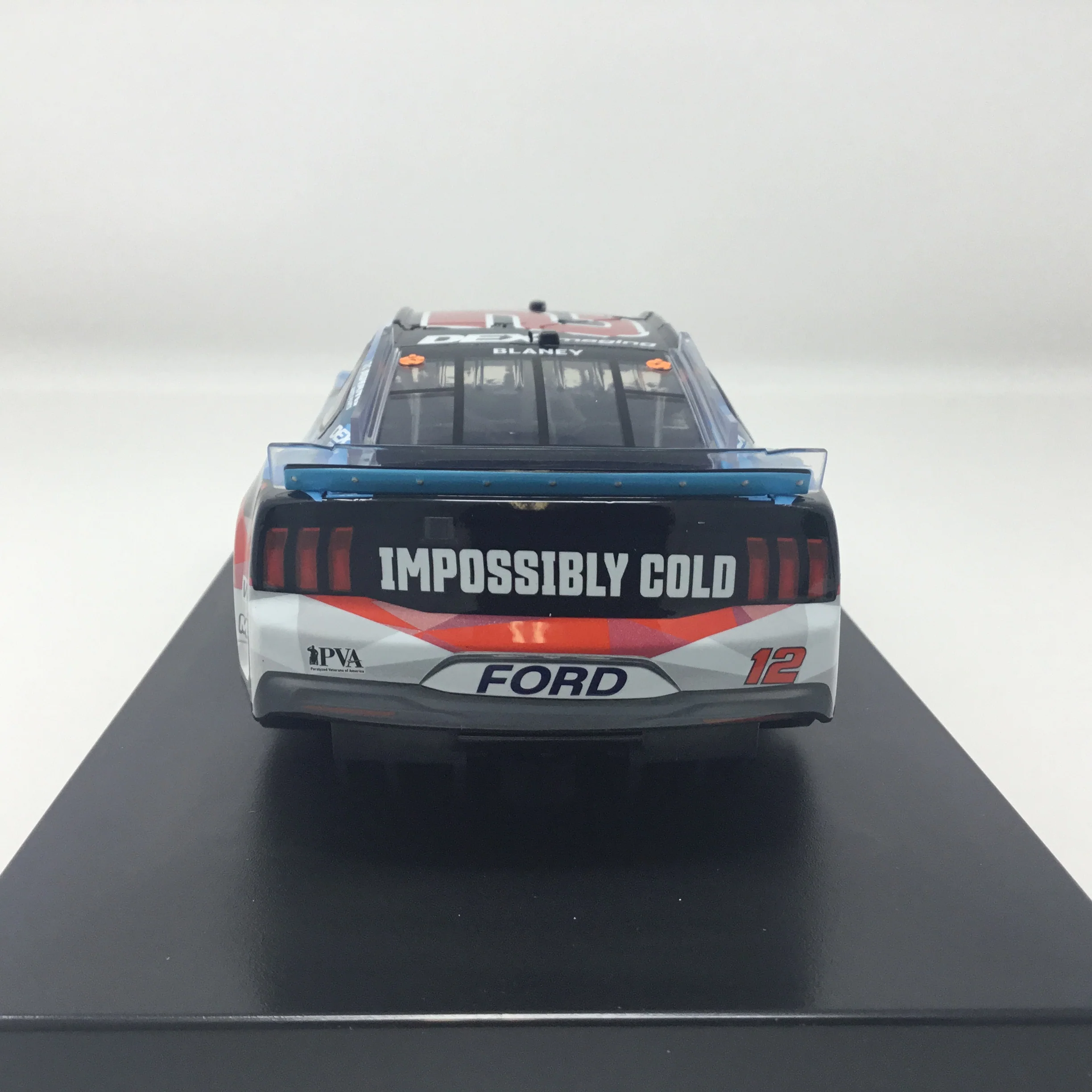 Ryan Blaney 2025 BODYARMOR Chill 1:24 Diecast - Image 5