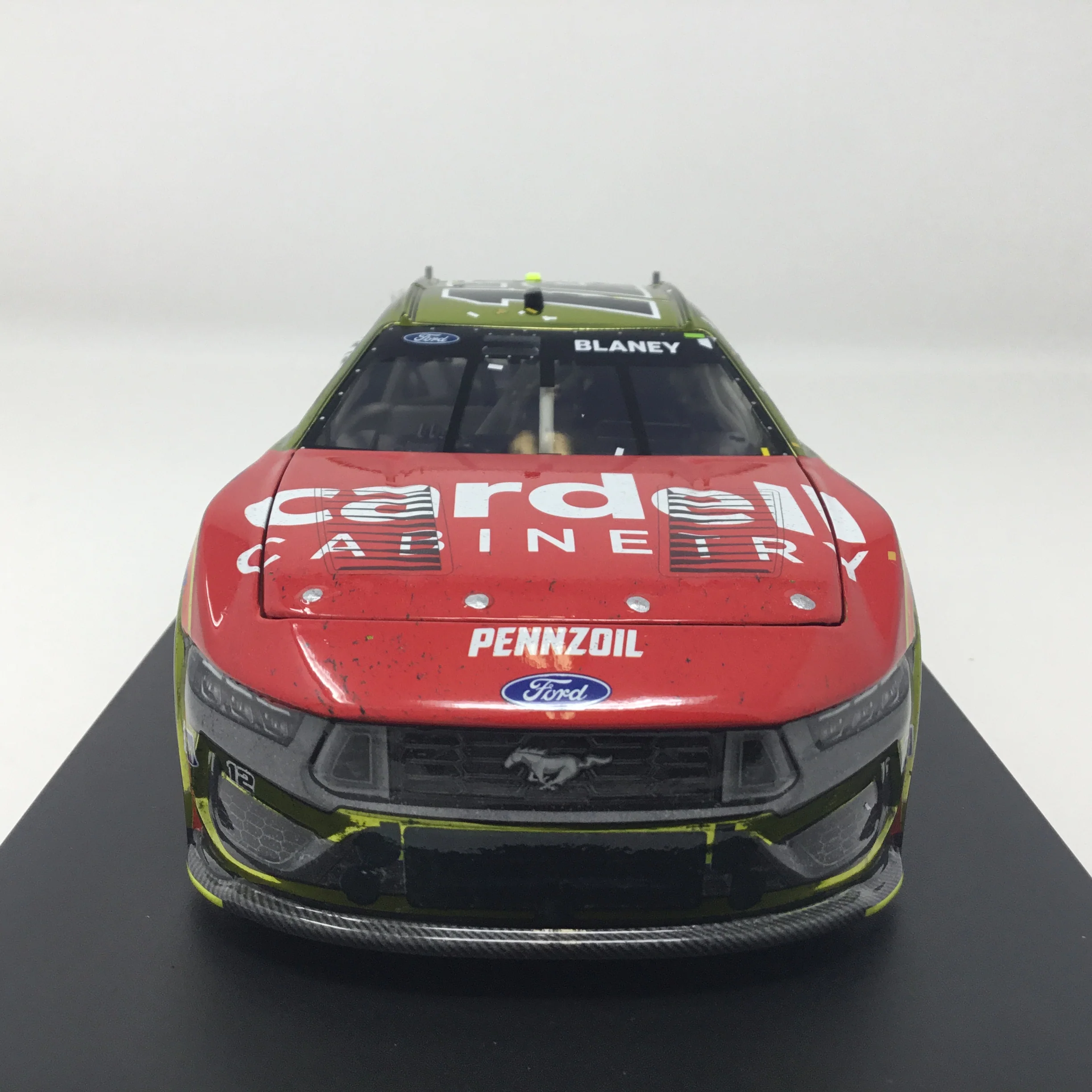 Ryan Blaney 2025 Cardell / Menards Nashville Race Win Color Chrome 1:24 Diecast - Image 3