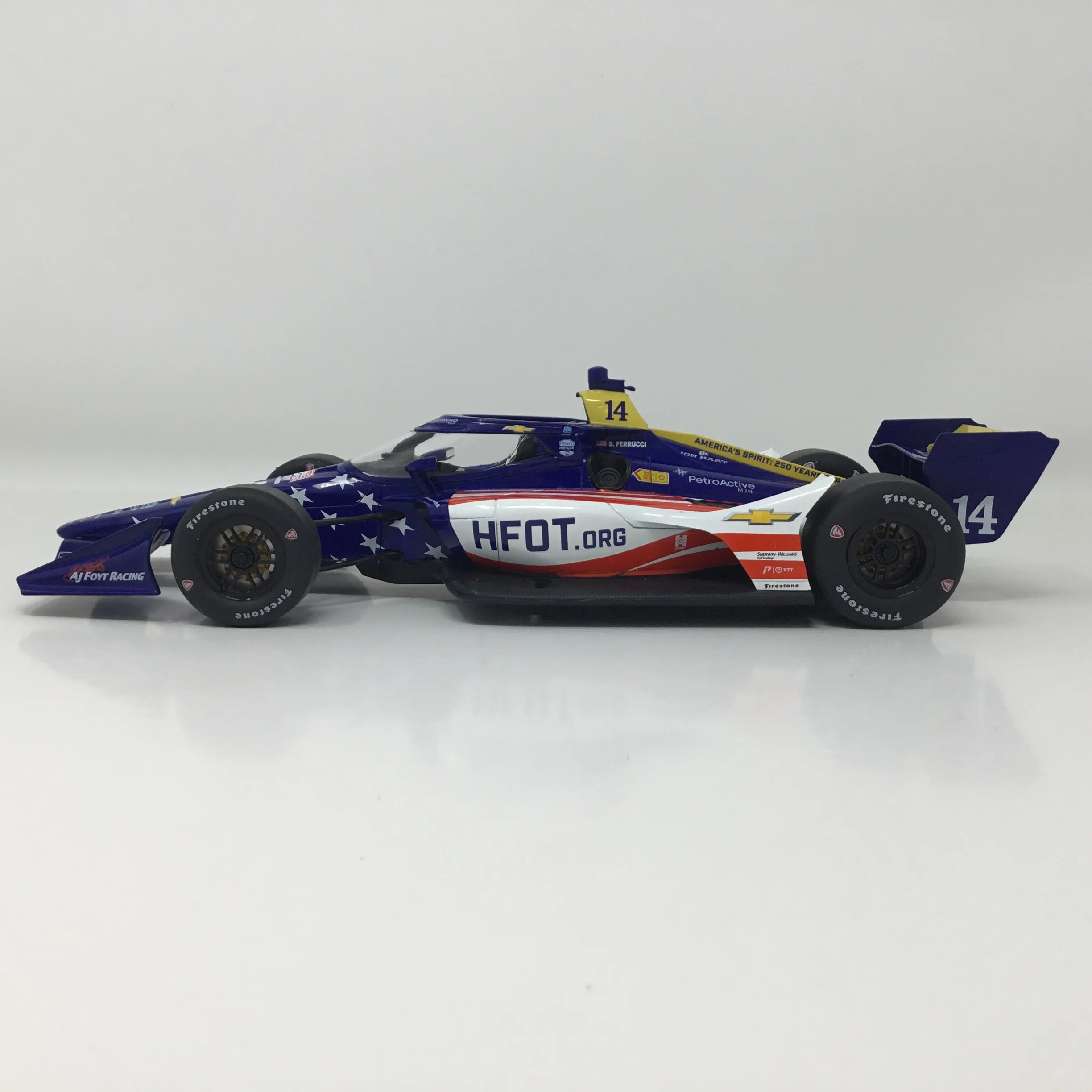 Santino Ferrucci 2026 Homes For Our Troops / AJ Foyt Racing 1:18 Diecast - Image 2