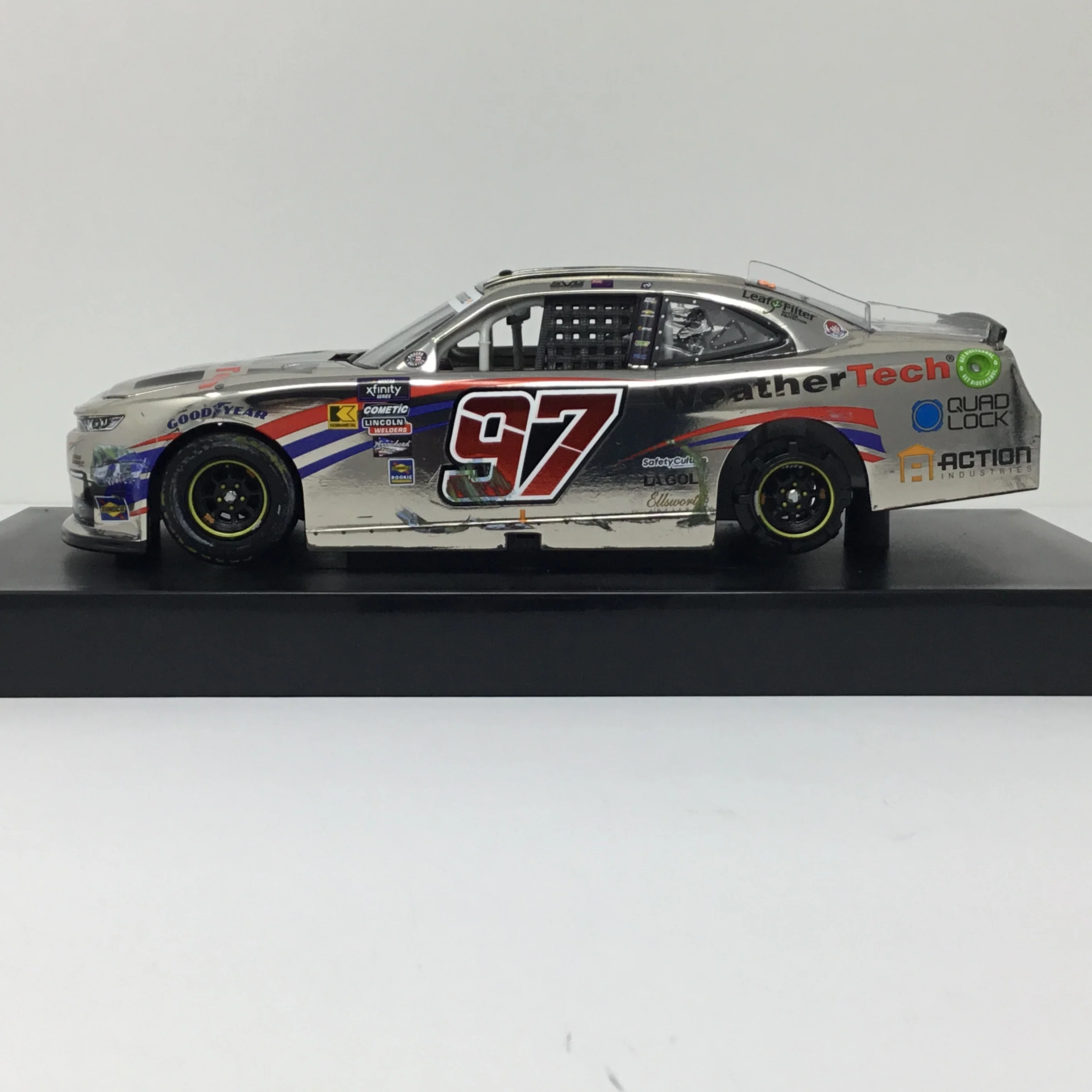 Shane van Gisbergen 2024 WeatherTech Sonoma Race Win Foil Number 1:24 Color Chrome Diecast - Image 2