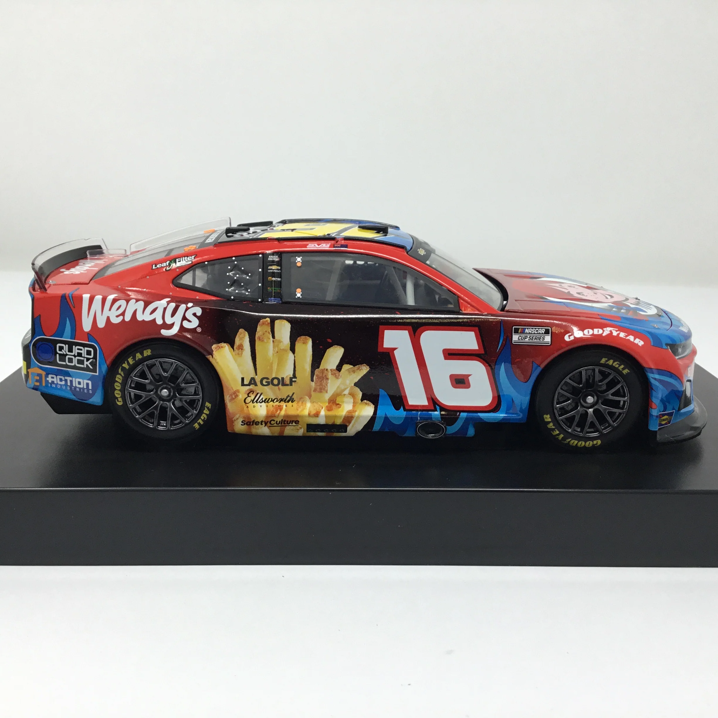 Shane Van Gisbergen 2024 Wendy's Cup Series 1:24 Diecast - Image 4