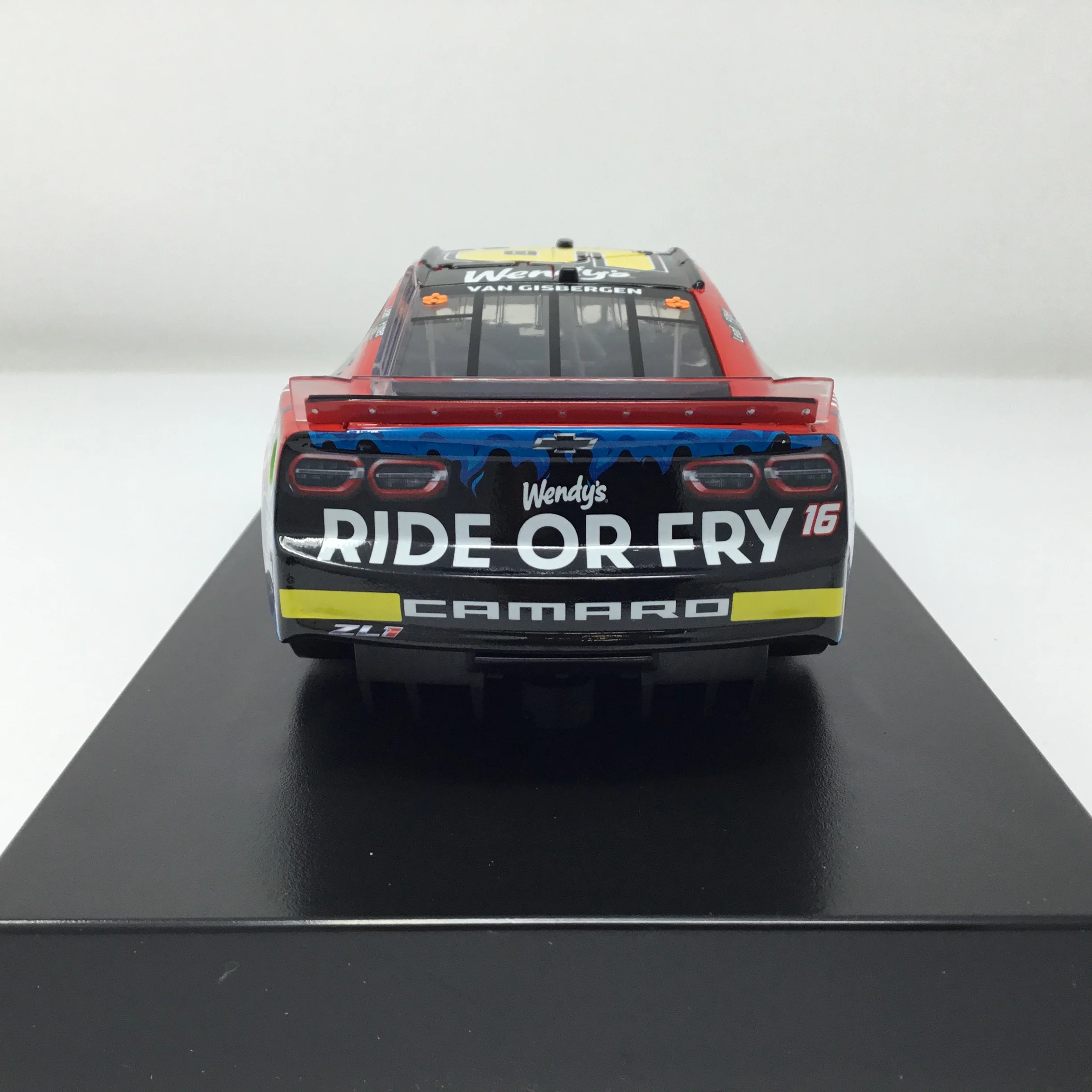 Shane Van Gisbergen 2024 Wendy's Cup Series 1:24 Diecast - Image 5