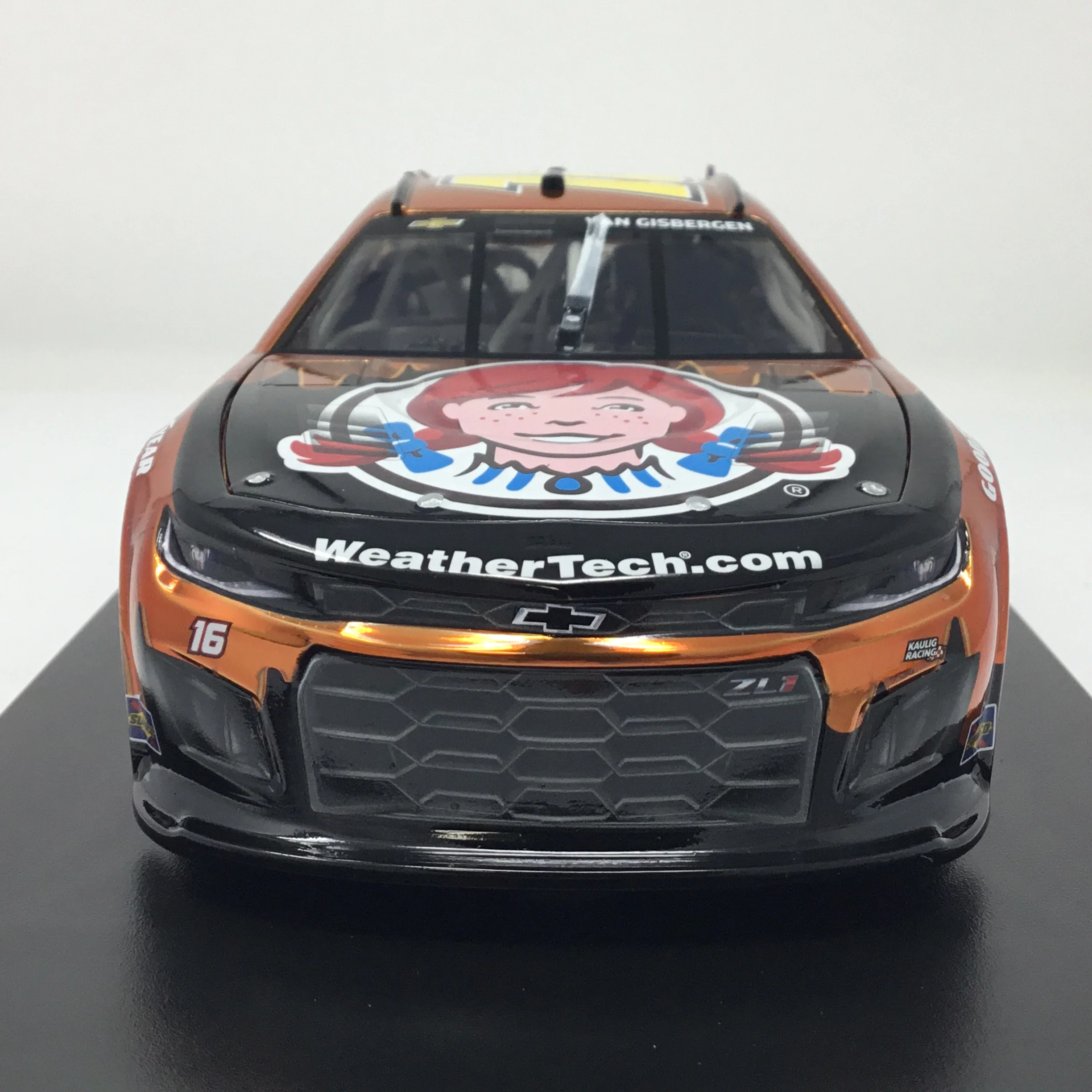 Shane Van Gisbergen 2024 Wendy's Saucy Nuggs 1:24 Color Chrome Diecast - Image 3