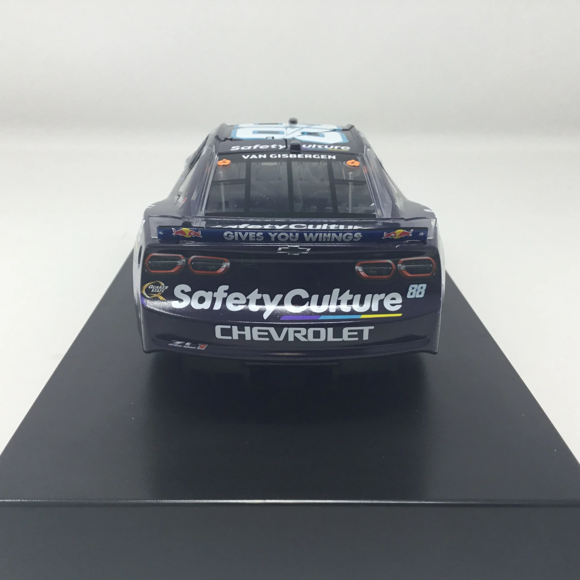 Shane Van Gisbergen 2025 Safety Culture 1:24 Diecast - Image 5