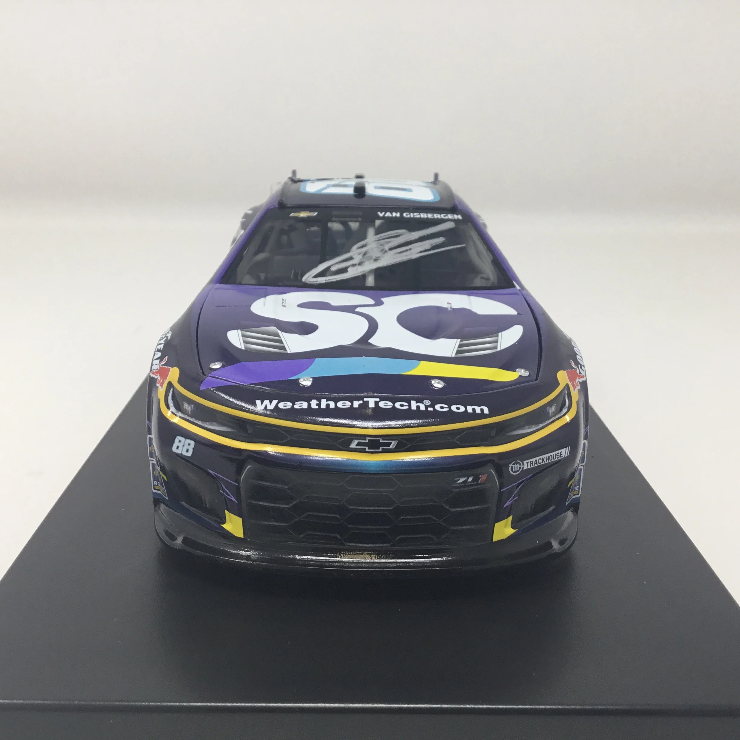 Shane Van Gisbergen 2025 Safety Culture Autographed 1:24 Diecast - Image 3