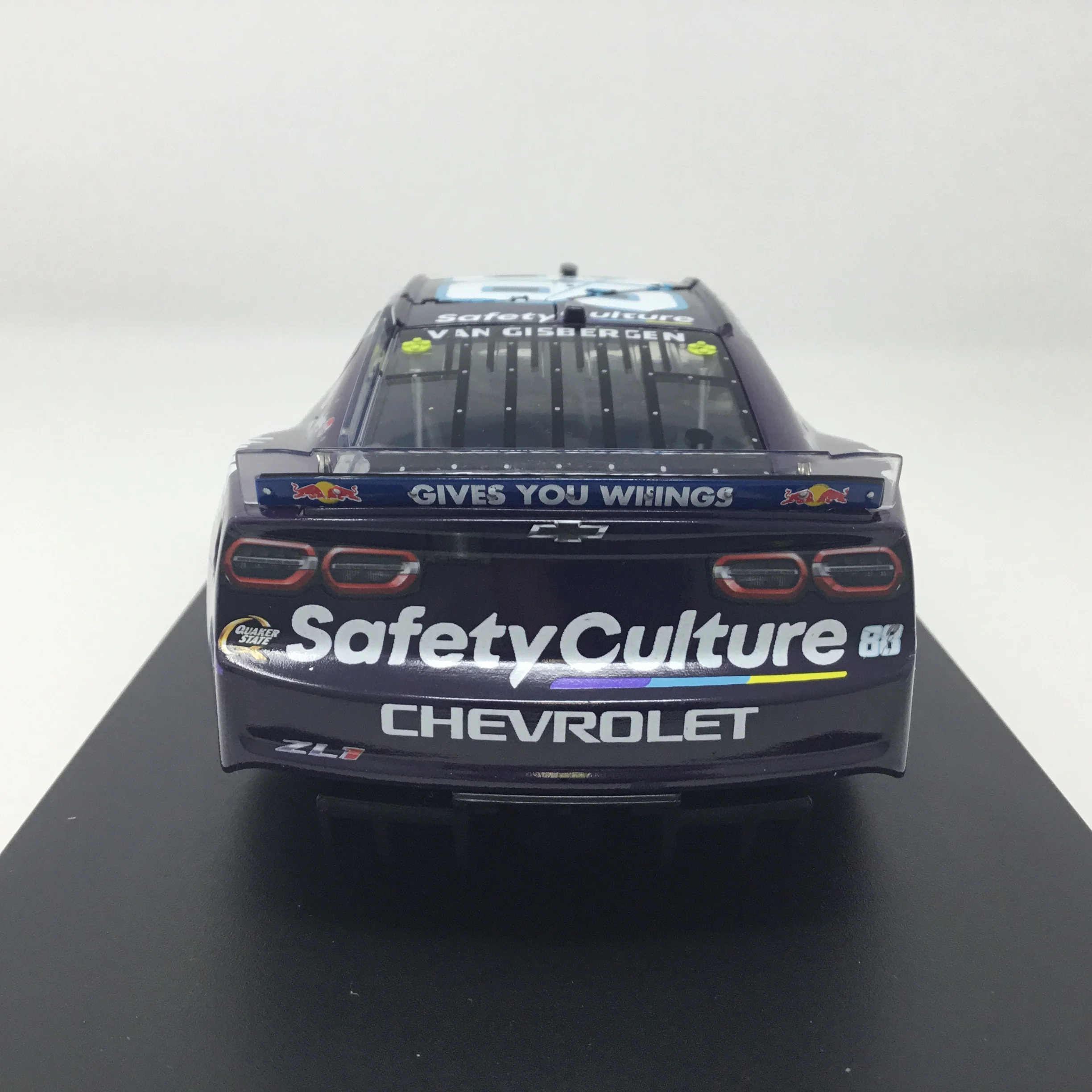 Shane Van Gisbergen 2025 Safety Culture Mexico City Race Win Elite 1:24 Diecast - Image 5