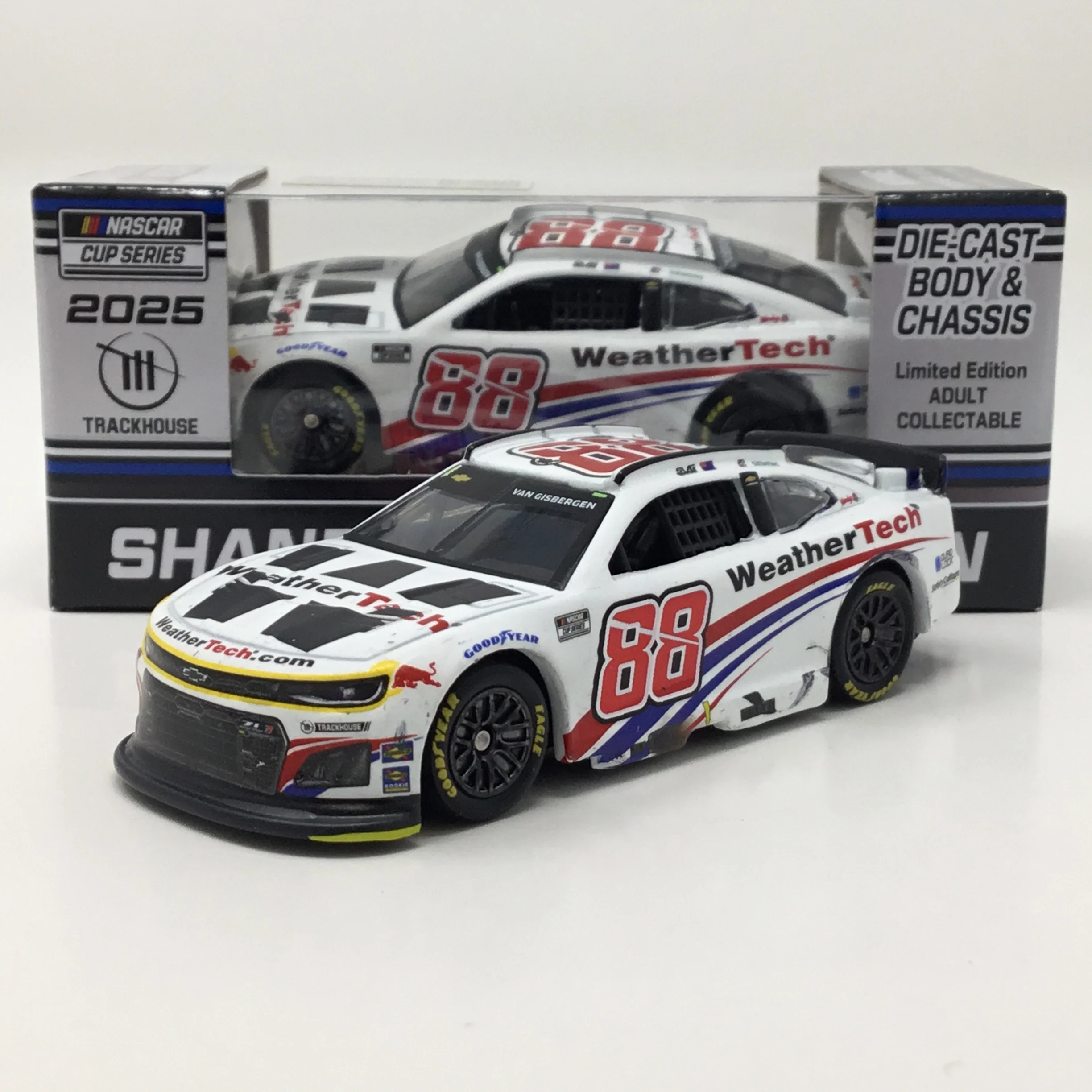 Shane Van Gisbergen 2025 Weathertech Chicago Race Win Foil Number 1:64 Diecast - Image 2