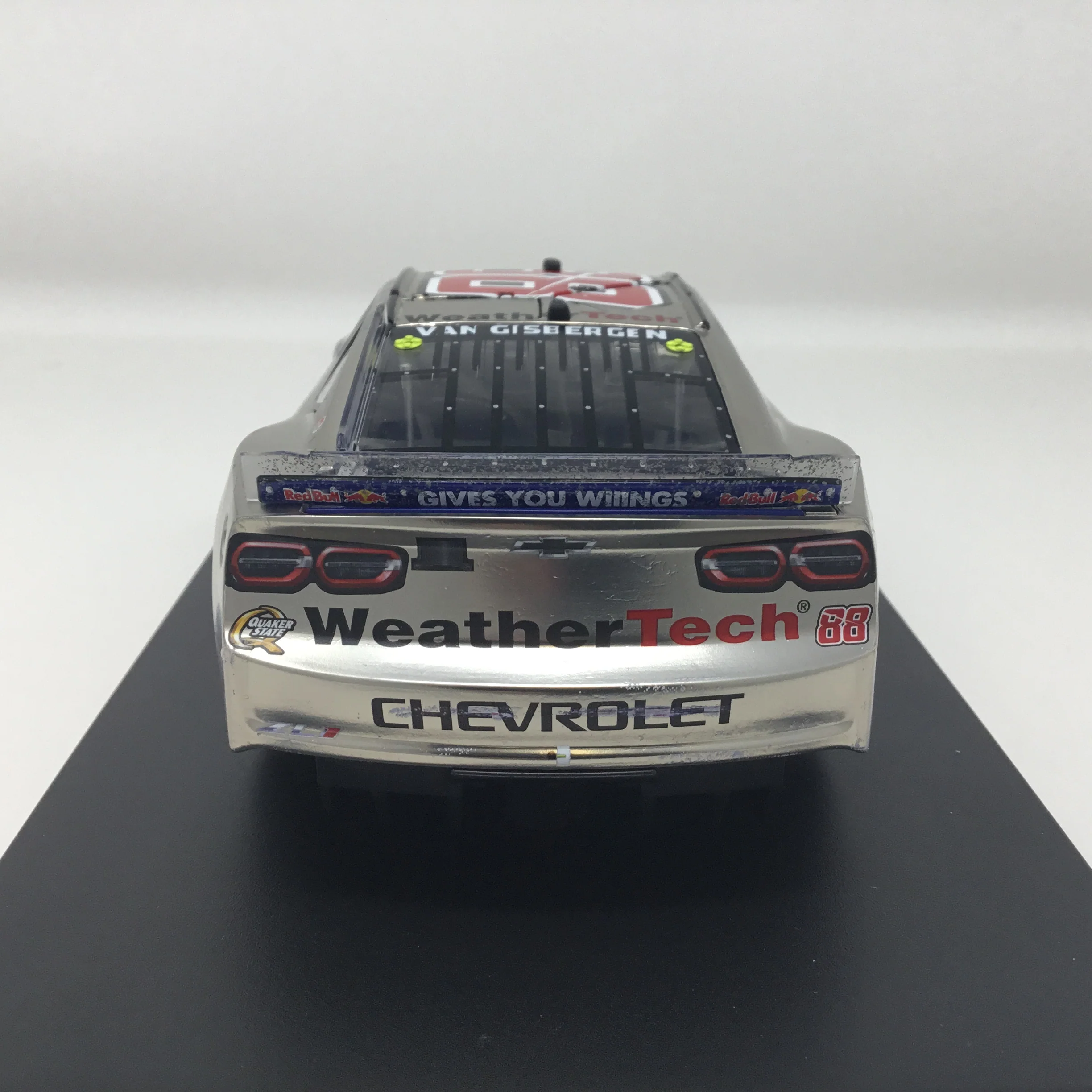 Shane Van Gisbergen 2025 Weathertech Chicago Race Win Foil Number Color Chrome 1:24 Diecast - Image 5