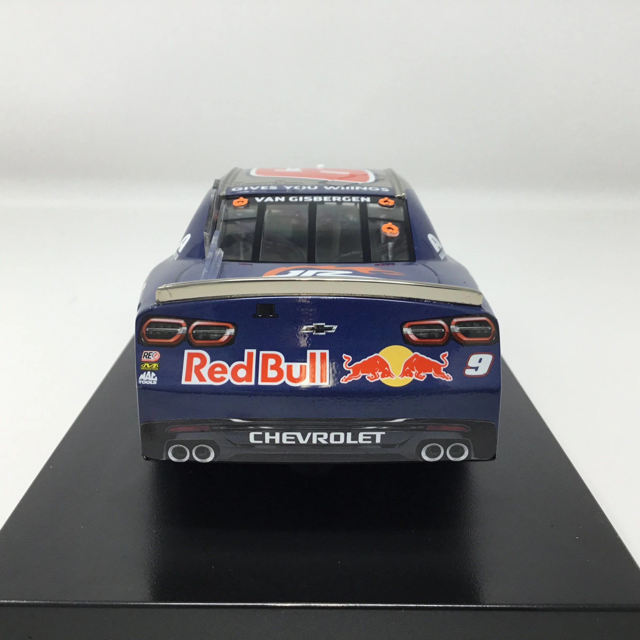 Shane Van Gisbergen 2025 Weathertech / Red Bull Color Chrome 1:24 Diecast - Image 5