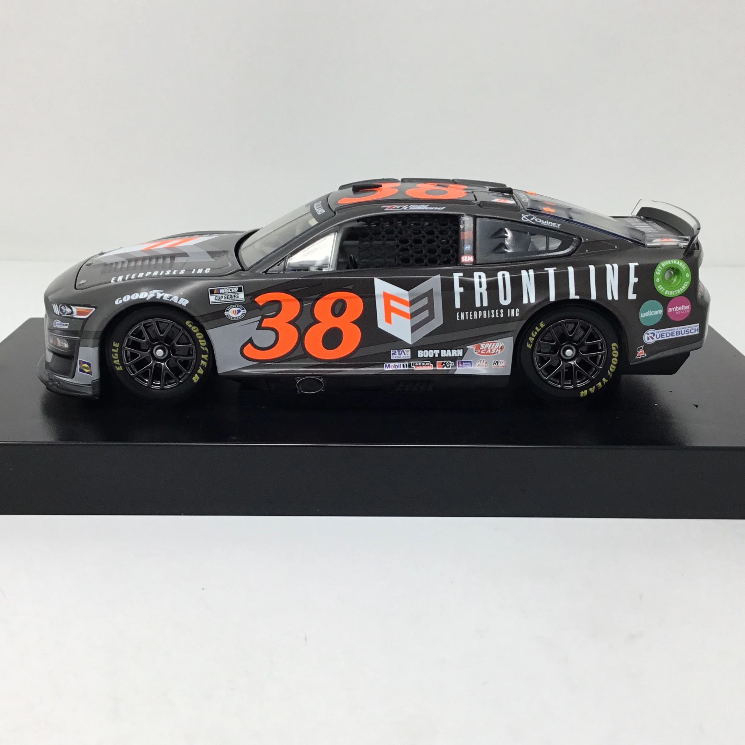 Todd Gilliland 2023 Frontline 1:24 Diecast - Image 2