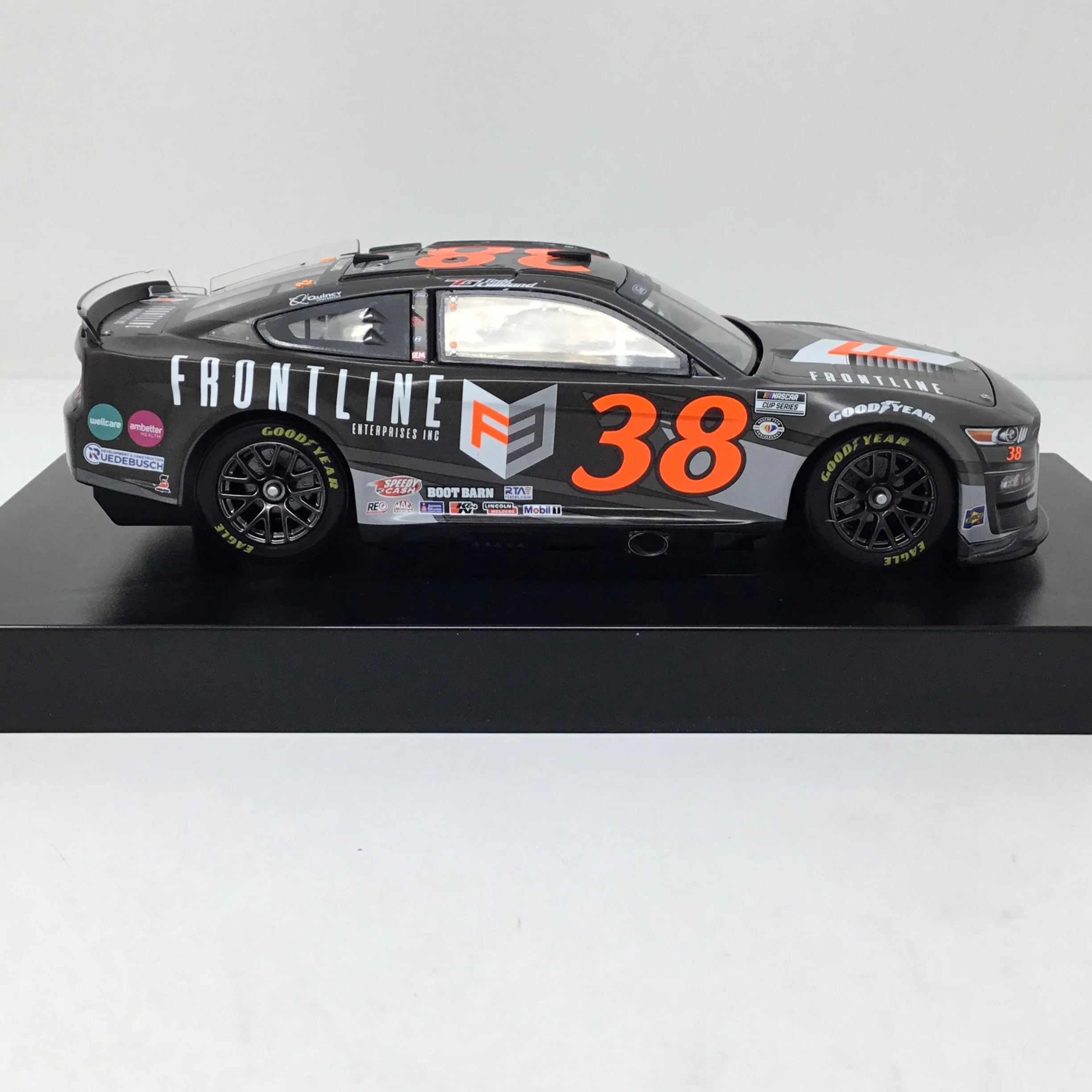 Todd Gilliland 2023 Frontline 1:24 Diecast - Image 4